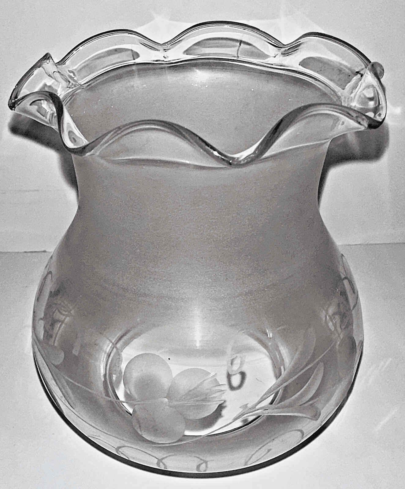 Antique Oil Kerosene Glass Oregon Lamp Shade Cut & Etched Victorian Clover Motif - AntiquesEtceteraAntique Oil Kerosene Glass Oregon Lamp Shade Cut & Etched Victorian Clover MotifAntiqueAntiquesEtcetera