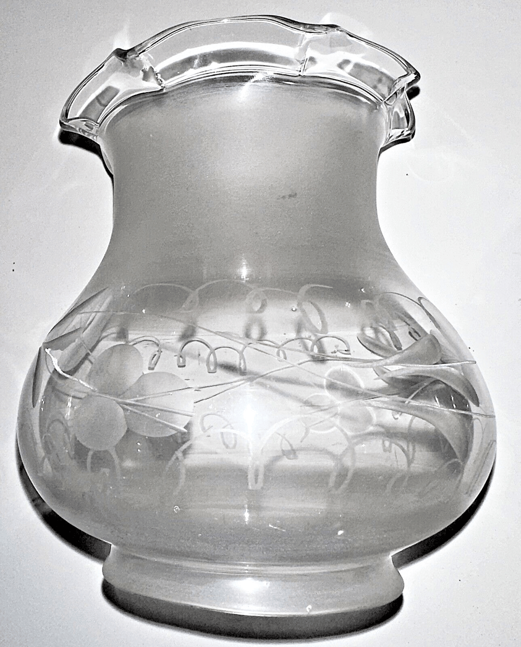 Antique Oil Kerosene Glass Oregon Lamp Shade Cut & Etched Victorian Clover Motif - AntiquesEtceteraAntique Oil Kerosene Glass Oregon Lamp Shade Cut & Etched Victorian Clover MotifAntiqueAntiquesEtcetera
