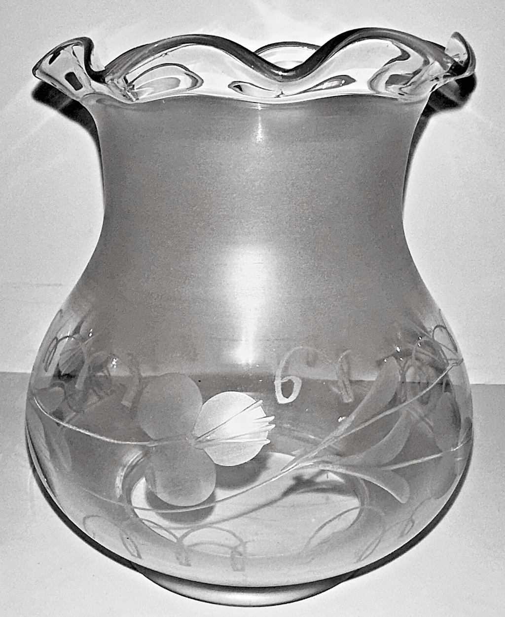 Antique Oil Kerosene Glass Oregon Lamp Shade Cut & Etched Victorian Clover Motif - AntiquesEtceteraAntique Oil Kerosene Glass Oregon Lamp Shade Cut & Etched Victorian Clover MotifAntiqueAntiquesEtcetera