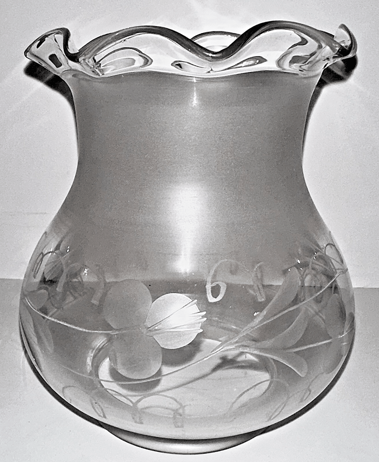 Antique Oil Kerosene Glass Oregon Lamp Shade Cut & Etched Victorian Clover Motif - AntiquesEtceteraAntique Oil Kerosene Glass Oregon Lamp Shade Cut & Etched Victorian Clover MotifAntiqueAntiquesEtcetera