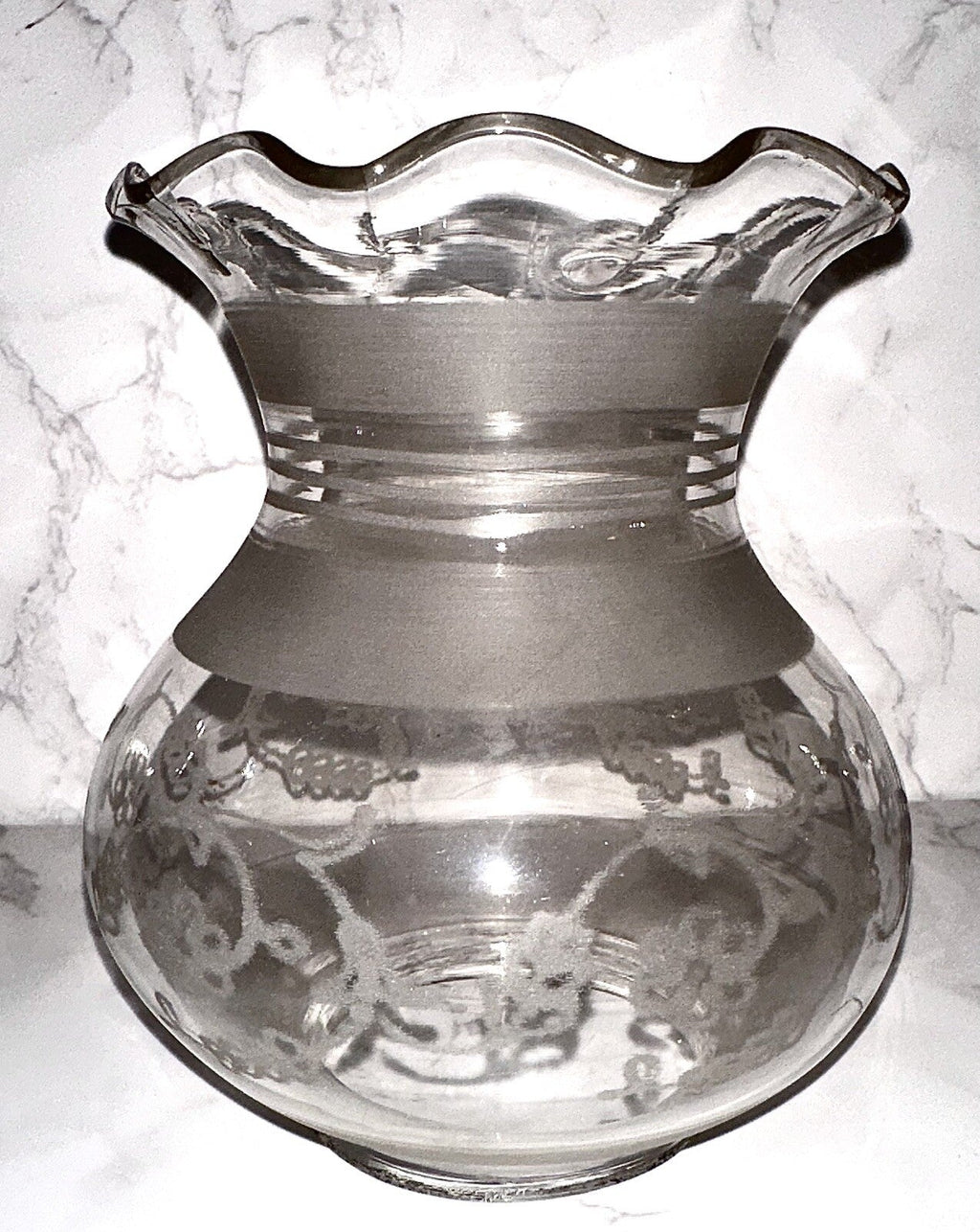 Antique Oil Kerosene Oregon Lamp Shade Etched Victorian Daisy Garland 3" Rim - AntiquesEtceteraAntique Oil Kerosene Oregon Lamp Shade Etched Victorian Daisy Garland 3" RimAntiqueAntiquesEtcetera