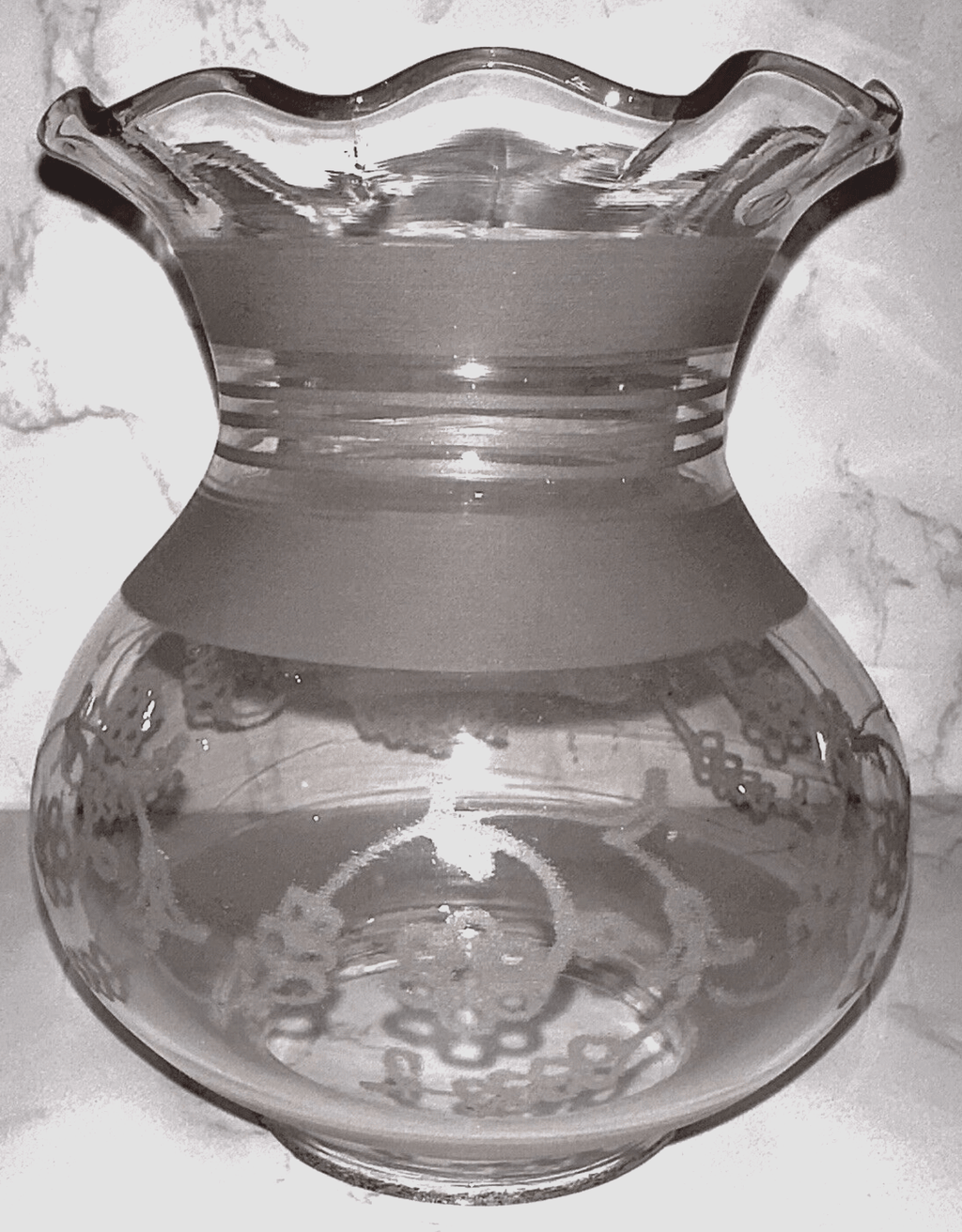 Antique Oil Kerosene Oregon Lamp Shade Etched Victorian Daisy Garland 3" Rim - AntiquesEtceteraAntique Oil Kerosene Oregon Lamp Shade Etched Victorian Daisy Garland 3" RimAntiqueAntiquesEtcetera