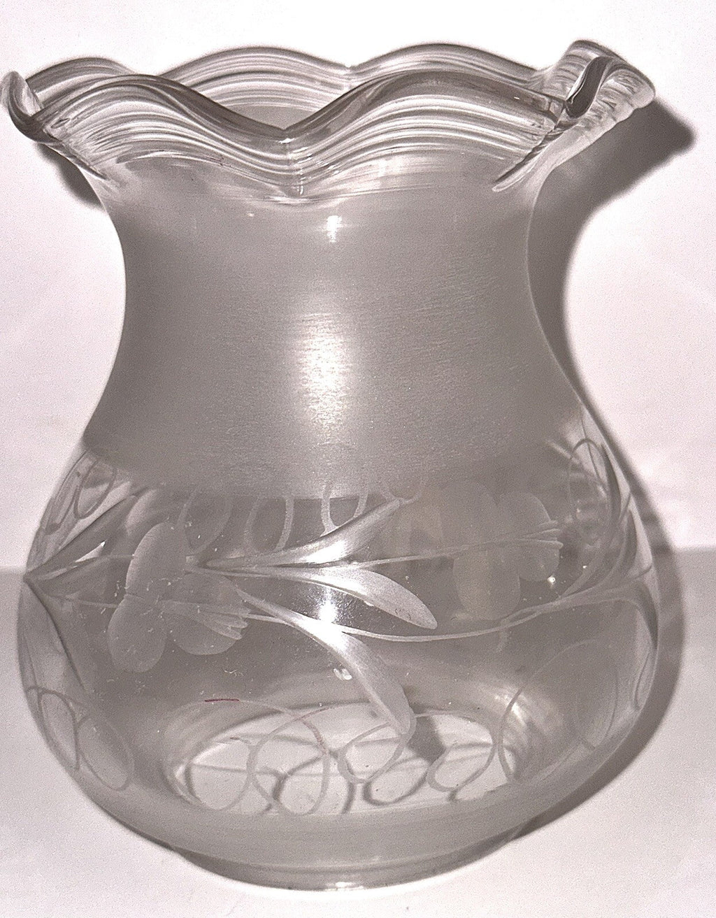 Antique Oregon Lamp Shade Kerosene Oil Pretty Victorian Motif Cut Glass 3" Rim - AntiquesEtceteraAntique Oregon Lamp Shade Kerosene Oil Pretty Victorian Motif Cut Glass 3" RimAntiqueAntiquesEtcetera