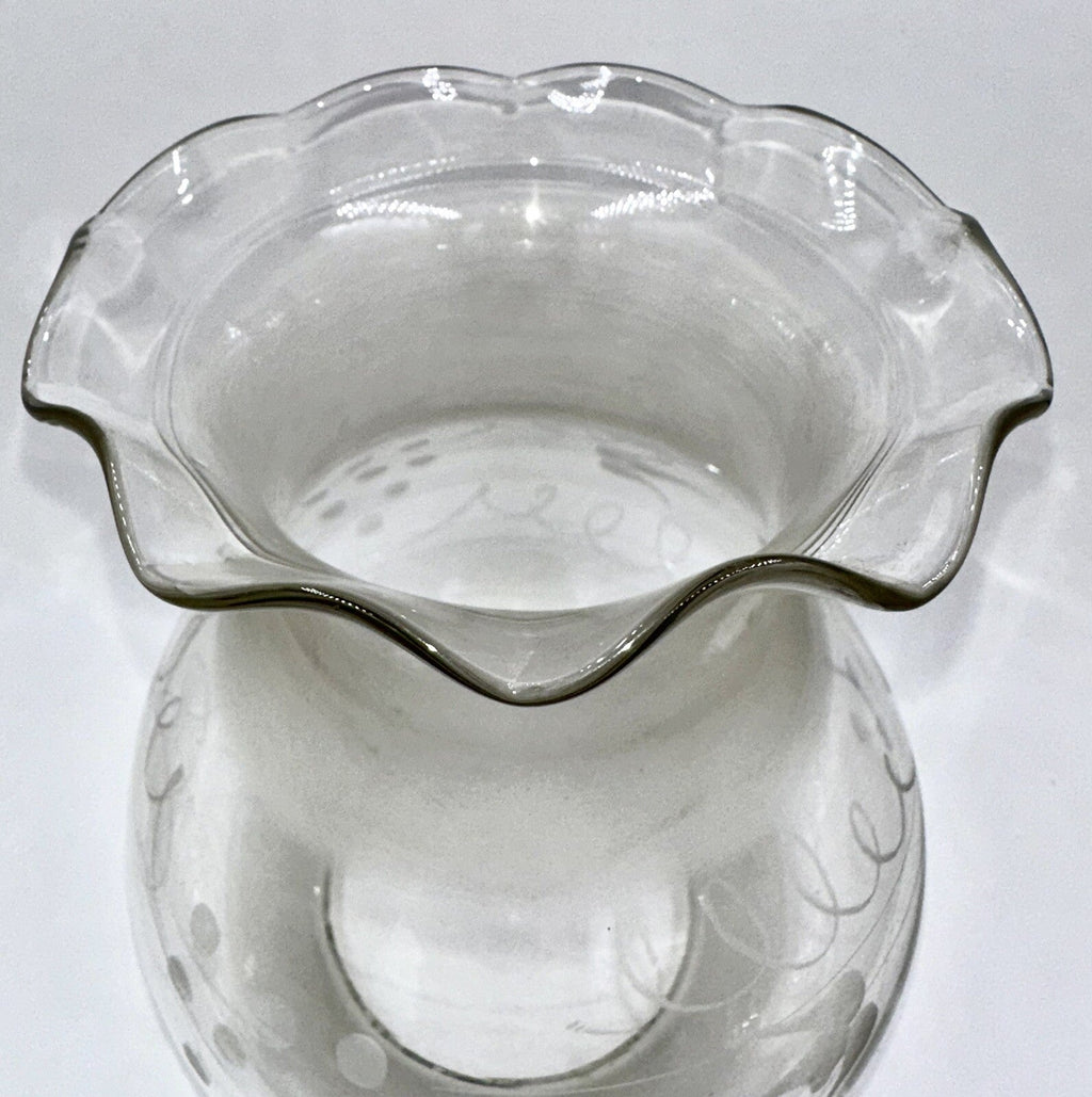 Antique Oregon Oil / Kerosene Banquet Glass Lamp Shade Cut & Engraved Victorian - AntiquesEtceteraAntique Oregon Oil / Kerosene Banquet Glass Lamp Shade Cut & Engraved VictorianAntiqueAntiquesEtcetera