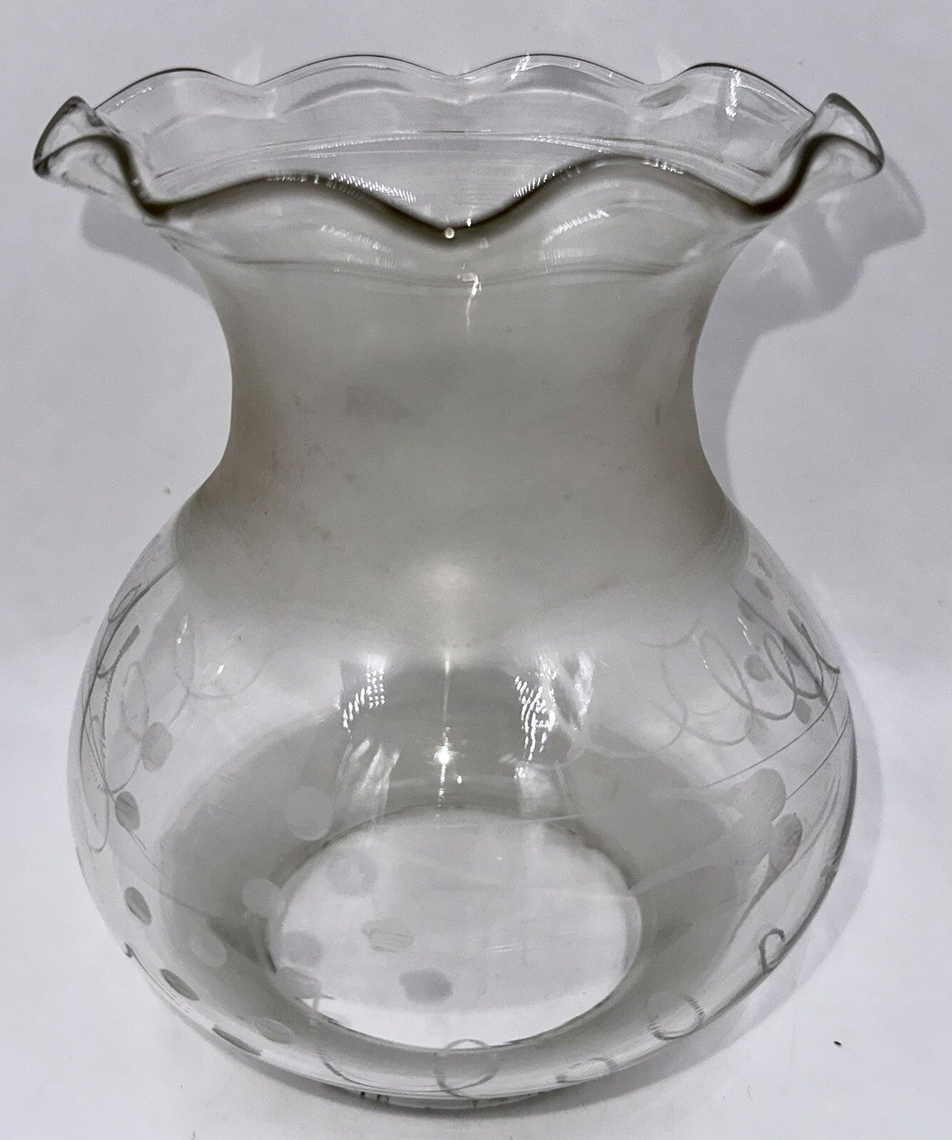Antique Oregon Oil / Kerosene Banquet Glass Lamp Shade Cut & Engraved Victorian - AntiquesEtceteraAntique Oregon Oil / Kerosene Banquet Glass Lamp Shade Cut & Engraved VictorianAntiqueAntiquesEtcetera
