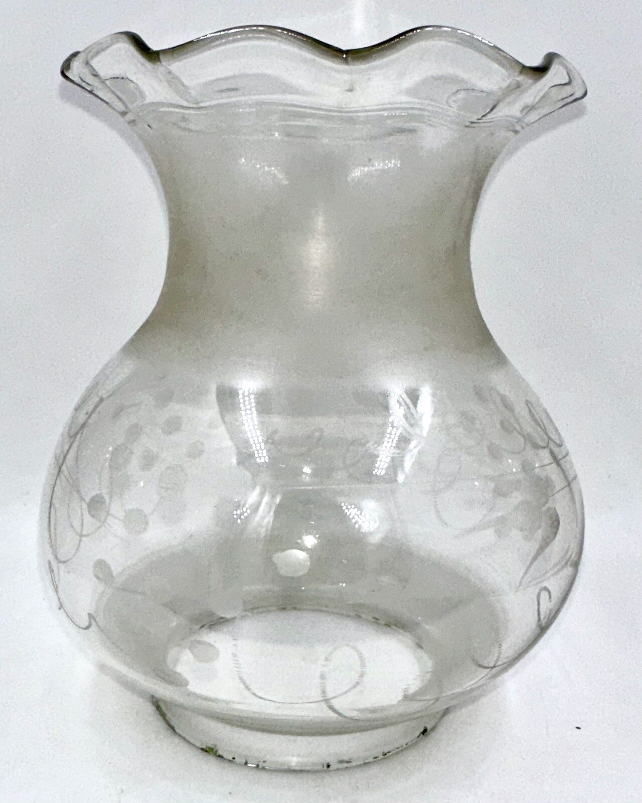 Antique Oregon Oil / Kerosene Banquet Glass Lamp Shade Cut & Engraved Victorian - AntiquesEtceteraAntique Oregon Oil / Kerosene Banquet Glass Lamp Shade Cut & Engraved VictorianAntiqueAntiquesEtcetera