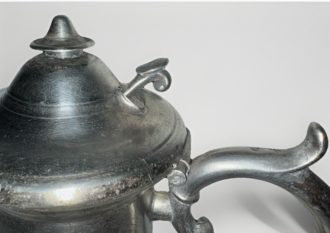 Antique Pewter Syrup Pitcher w/ Hinged Lid, Queen Anne Handle, Thumb Knob Lift - AntiquesEtceteraAntique Pewter Syrup Pitcher w/ Hinged Lid, Queen Anne Handle, Thumb Knob LiftAntique PewterAntiquesEtceteraAntiquesEtcetera