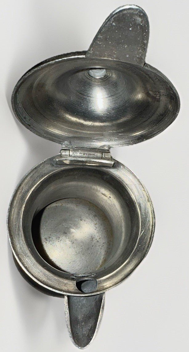Antique Pewter Syrup Pitcher w/ Hinged Lid, Queen Anne Handle, Thumb Knob Lift - AntiquesEtceteraAntique Pewter Syrup Pitcher w/ Hinged Lid, Queen Anne Handle, Thumb Knob LiftAntique PewterAntiquesEtceteraAntiquesEtcetera