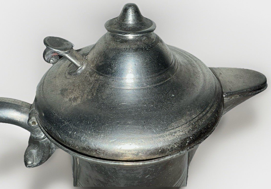 Antique Pewter Syrup Pitcher w/ Hinged Lid, Queen Anne Handle, Thumb Knob Lift - AntiquesEtceteraAntique Pewter Syrup Pitcher w/ Hinged Lid, Queen Anne Handle, Thumb Knob LiftAntique PewterAntiquesEtceteraAntiquesEtcetera