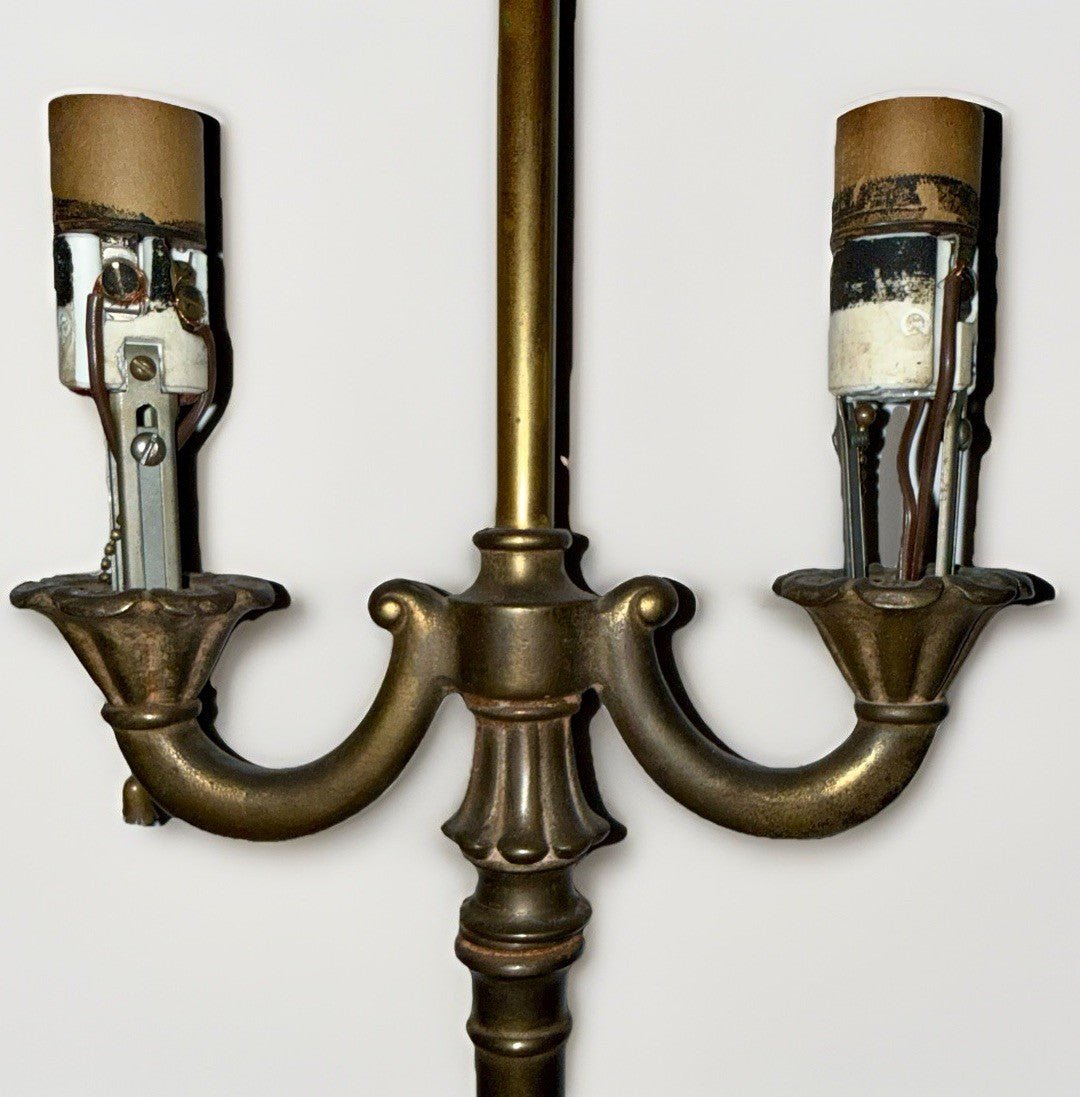 Antique Rembrandt 2 - Arm Bouillotte Table Lamp Cast Iron Arts & Crafts Style - AntiquesEtceteraAntique Rembrandt 2 - Arm Bouillotte Table Lamp Cast Iron Arts & Crafts StyleRembrandtAntiquesEtcetera