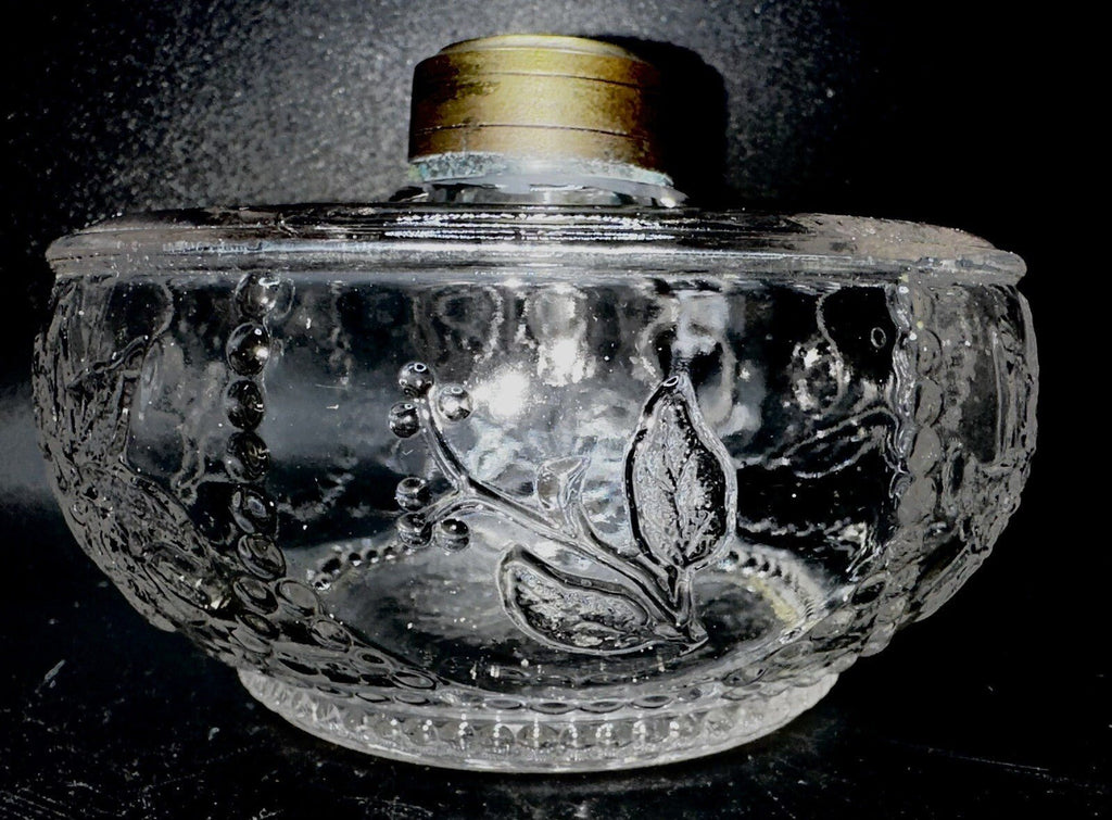 Antique SULTAN / WILD ROSE & BOWKNOT Kerosene Oil Flat Hand Lamp THURO II, 103 - k - AntiquesEtceteraAntique SULTAN / WILD ROSE & BOWKNOT Kerosene Oil Flat Hand Lamp THURO II, 103 - kAntiqueAntiquesEtcetera