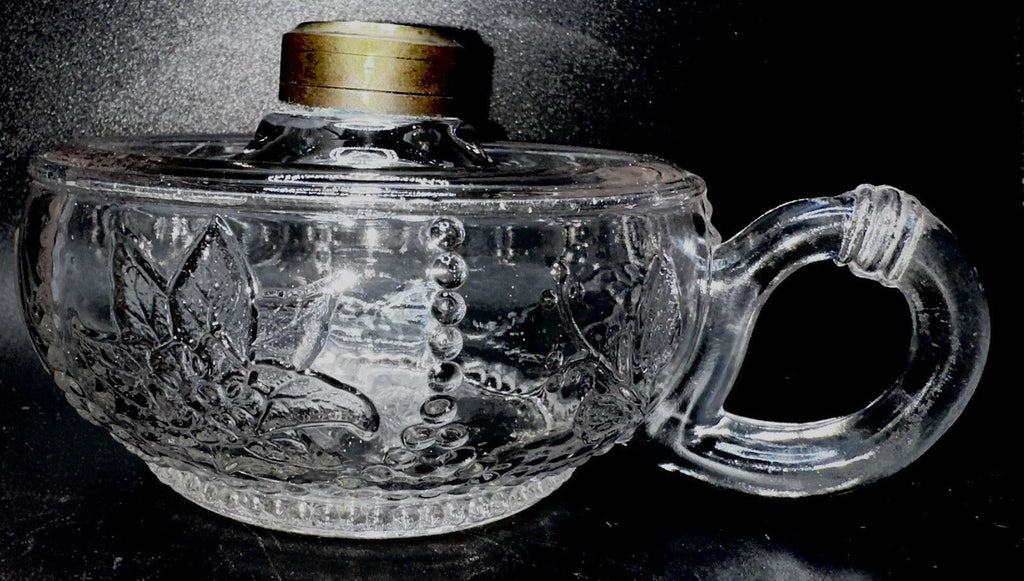 Antique SULTAN / WILD ROSE & BOWKNOT Kerosene Oil Flat Hand Lamp THURO II, 103 - k - AntiquesEtceteraAntique SULTAN / WILD ROSE & BOWKNOT Kerosene Oil Flat Hand Lamp THURO II, 103 - kAntiqueAntiquesEtcetera