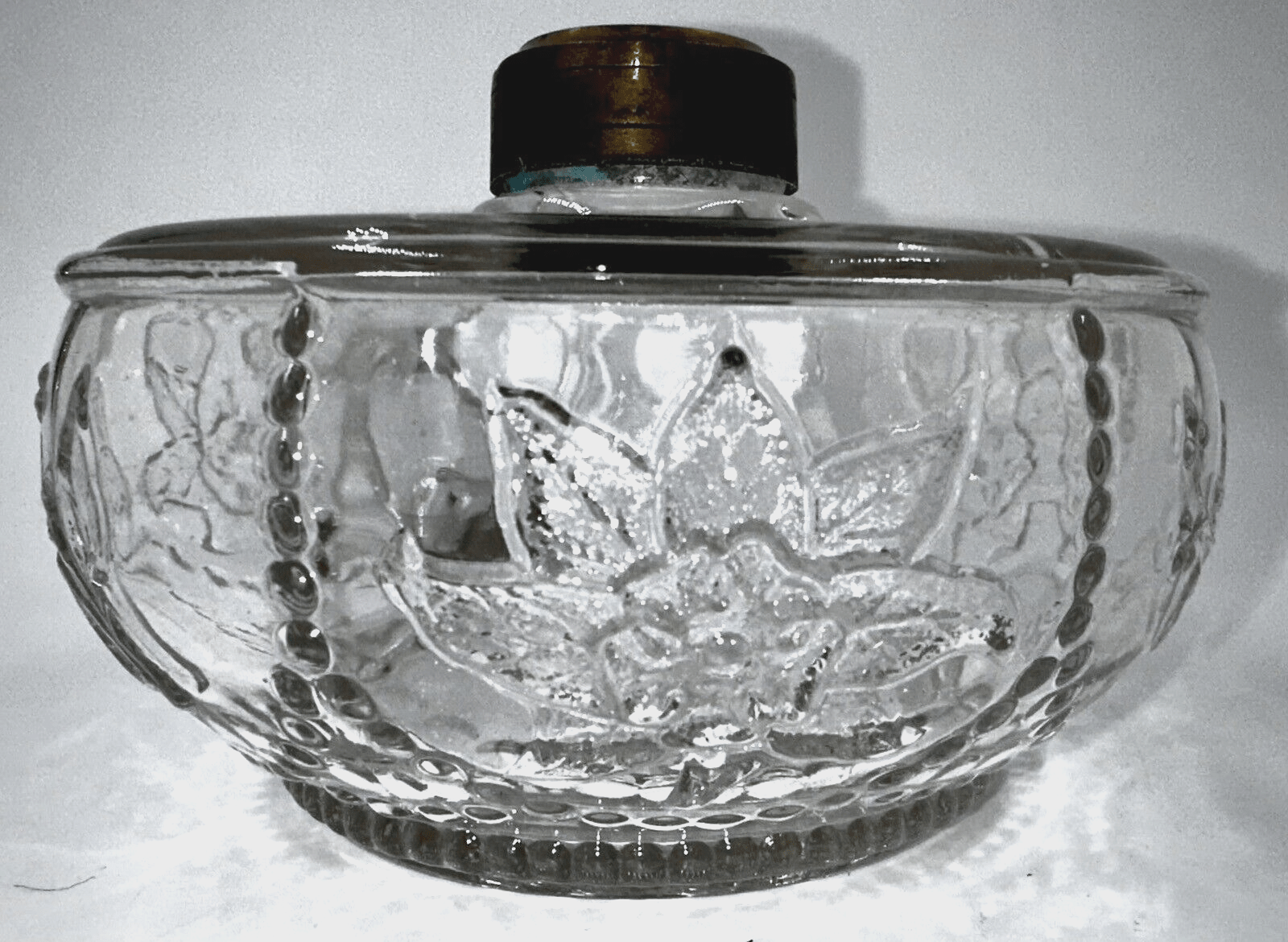 Antique SULTAN / WILD ROSE & BOWKNOT Kerosene Oil Flat Hand Lamp THURO II, 103 - k - AntiquesEtceteraAntique SULTAN / WILD ROSE & BOWKNOT Kerosene Oil Flat Hand Lamp THURO II, 103 - kAntiqueAntiquesEtcetera