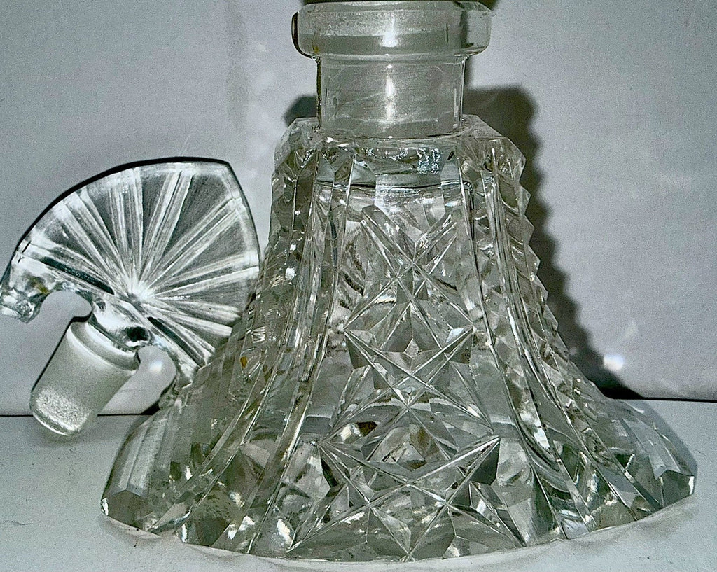 Art Deco Crystal Perfume Bottle w/ Stopper Made in Czechoslovakia Eiffel Tower - AntiquesEtceteraArt Deco Crystal Perfume Bottle w/ Stopper Made in Czechoslovakia Eiffel TowerMade in CzechoslovakiaAntiquesEtcetera