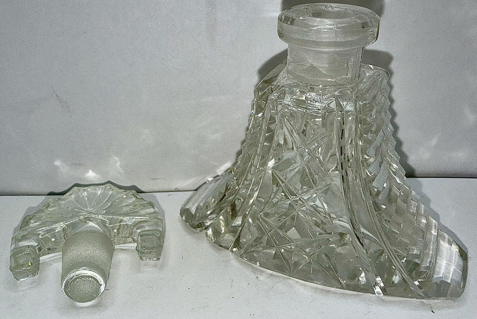 Art Deco Crystal Perfume Bottle w/ Stopper Made in Czechoslovakia Eiffel Tower - AntiquesEtceteraArt Deco Crystal Perfume Bottle w/ Stopper Made in Czechoslovakia Eiffel TowerMade in CzechoslovakiaAntiquesEtcetera