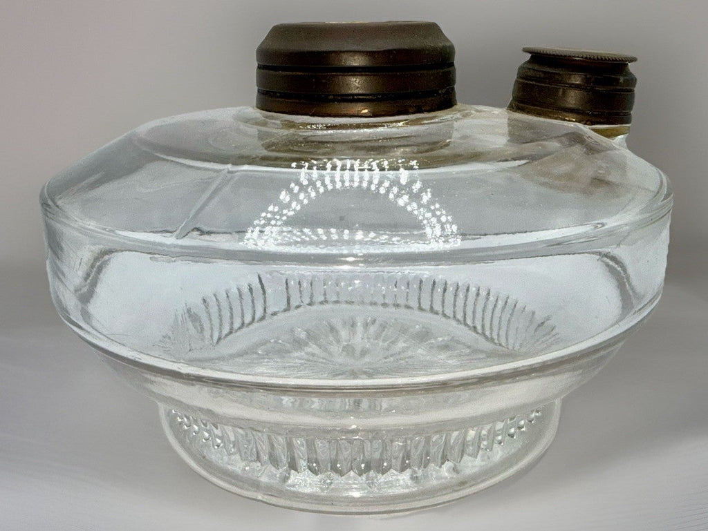 Bracket Oil Kerosene Lamp w/ Side Fill Cap for 4" Bracket Opening No. 2 Collar - AntiquesEtceteraBracket Oil Kerosene Lamp w/ Side Fill Cap for 4" Bracket Opening No. 2 CollarUnbrandedAntiquesEtcetera