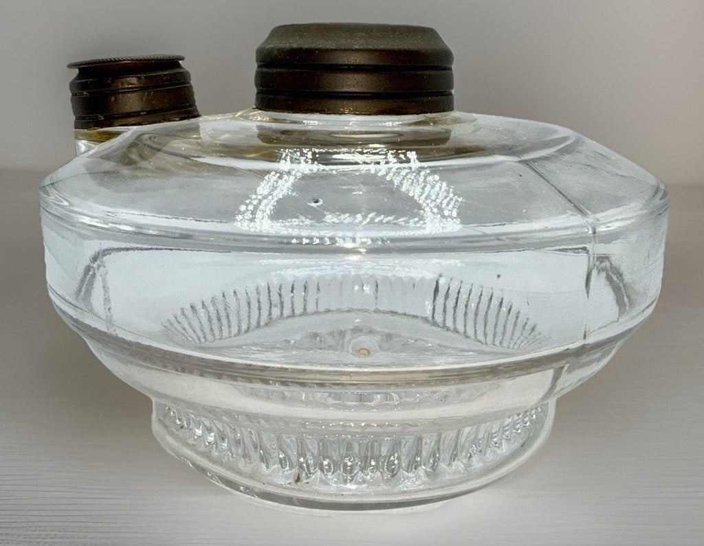 Bracket Oil Kerosene Lamp w/ Side Fill Cap for 4" Bracket Opening No. 2 Collar - AntiquesEtceteraBracket Oil Kerosene Lamp w/ Side Fill Cap for 4" Bracket Opening No. 2 CollarUnbrandedAntiquesEtcetera