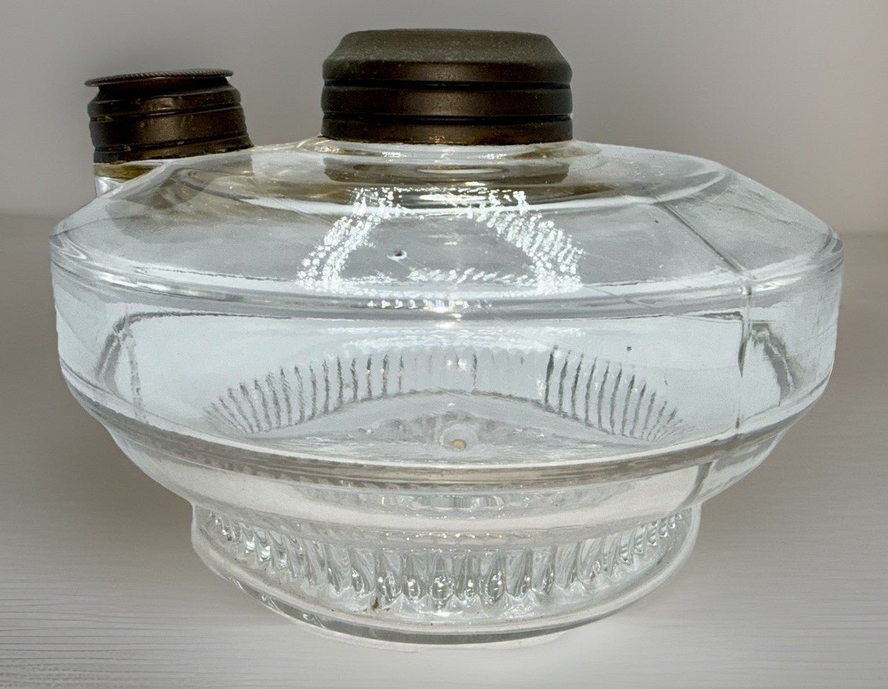 Bracket Oil Kerosene Lamp w/ Side Fill Cap for 4" Bracket Opening No. 2 Collar - AntiquesEtceteraBracket Oil Kerosene Lamp w/ Side Fill Cap for 4" Bracket Opening No. 2 CollarUnbrandedAntiquesEtcetera