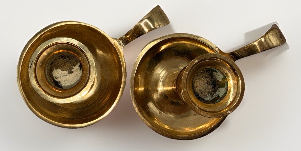 Bright Brass Candlestick Chamberstick Candle Holders w/ Drip Catchers Set of 2 - AntiquesEtceteraBright Brass Candlestick Chamberstick Candle Holders w/ Drip Catchers Set of 2UnbrandedAntiquesEtcetera
