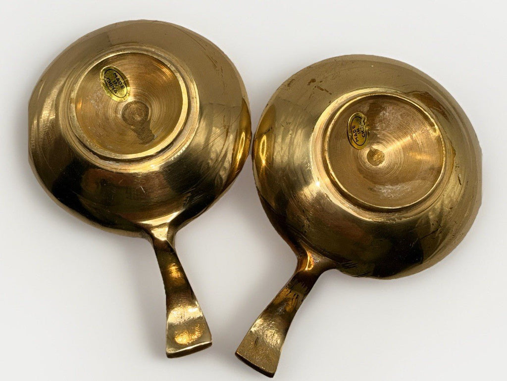 Bright Brass Candlestick Chamberstick Candle Holders w/ Drip Catchers Set of 2 - AntiquesEtceteraBright Brass Candlestick Chamberstick Candle Holders w/ Drip Catchers Set of 2UnbrandedAntiquesEtcetera
