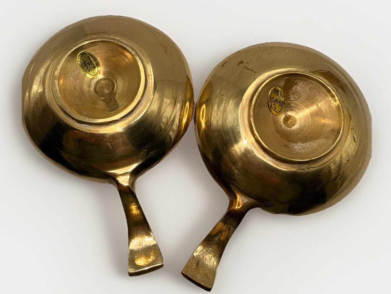 Bright Brass Candlestick Chamberstick Candle Holders w/ Drip Catchers Set of 2 - AntiquesEtceteraBright Brass Candlestick Chamberstick Candle Holders w/ Drip Catchers Set of 2UnbrandedAntiquesEtcetera