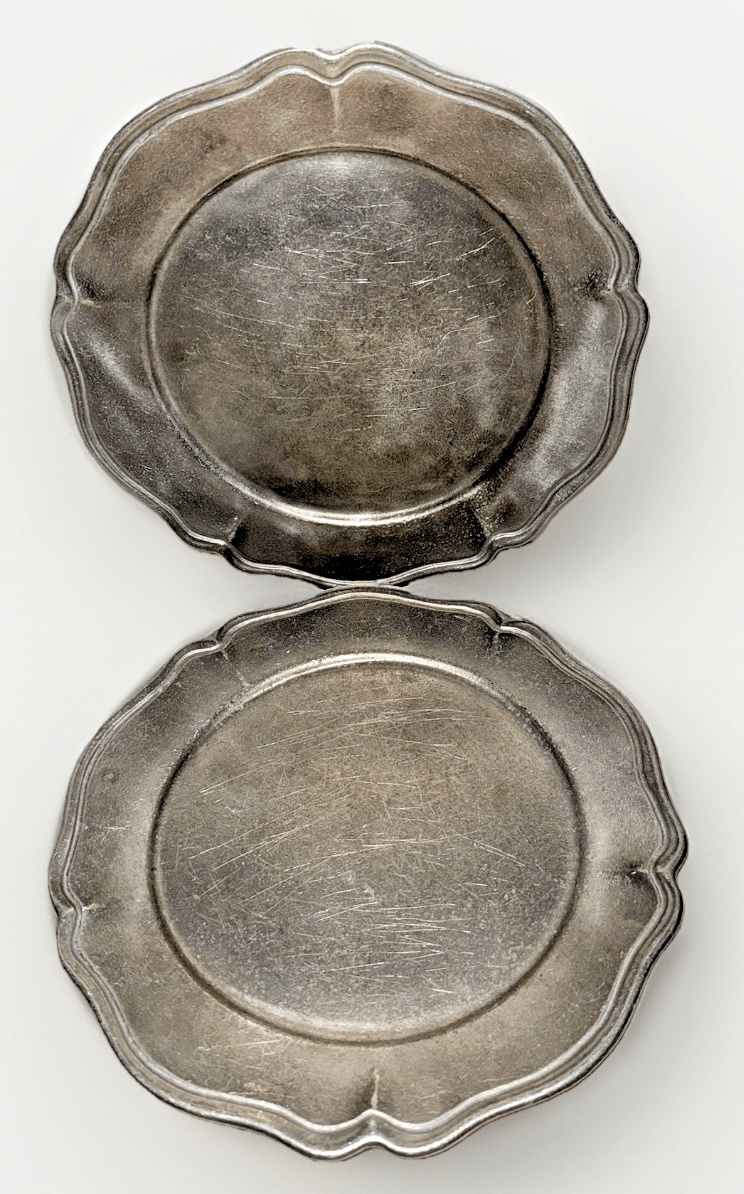 Cambridge Wilton Pewter Queen Anne Dinner Plates 10 3/4" Diameter Set of 2 - AntiquesEtceteraCambridge Wilton Pewter Queen Anne Dinner Plates 10 3/4" Diameter Set of 2WiltonAntiquesEtcetera