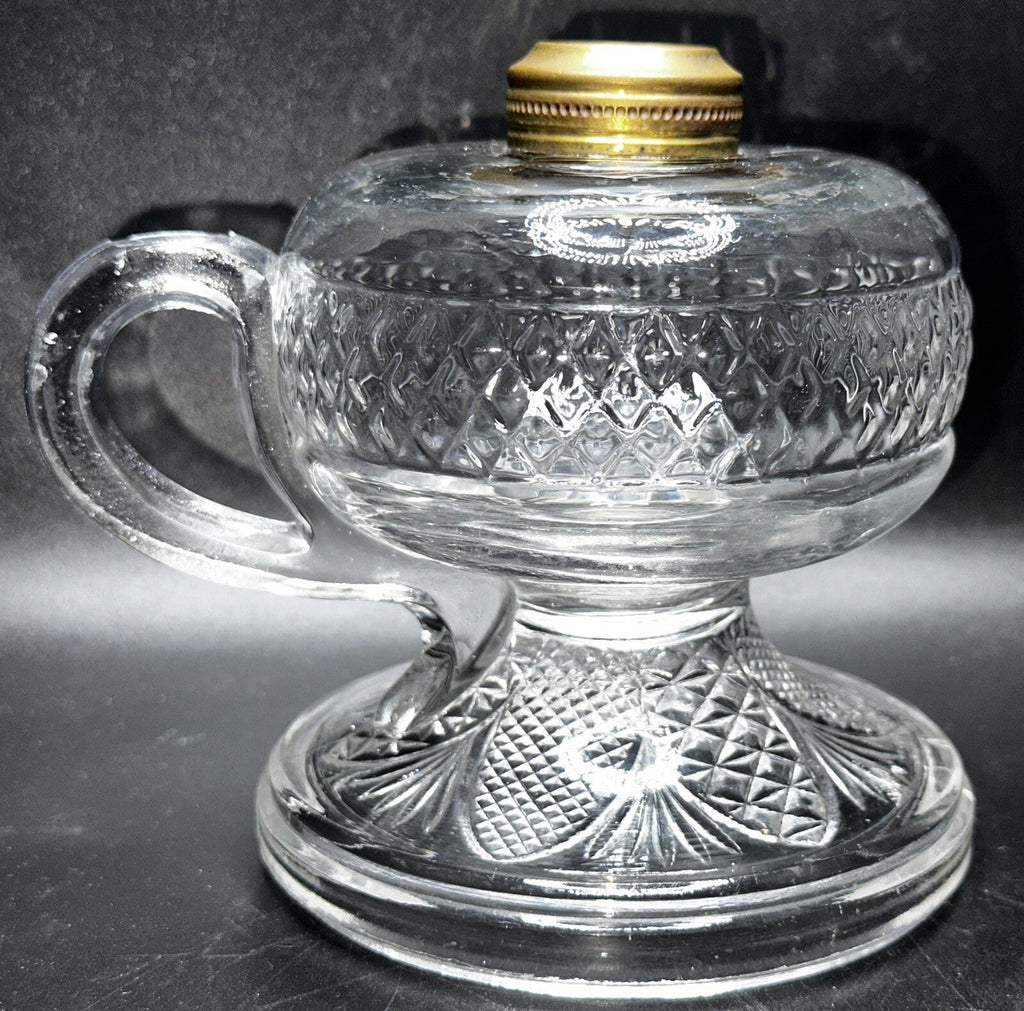 CINDERELLA Oil Kerosene Footed Hand Lamp Antique THURO 1, p. 275 - g Lovely! - AntiquesEtceteraCINDERELLA Oil Kerosene Footed Hand Lamp Antique THURO 1, p. 275 - g Lovely!AntiqueAntiquesEtcetera