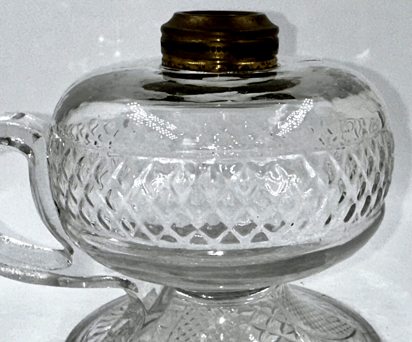 CINDERELLA Oil Kerosene Footed Hand Lamp Antique THURO 1, p. 275 - g Lovely! - AntiquesEtceteraCINDERELLA Oil Kerosene Footed Hand Lamp Antique THURO 1, p. 275 - g Lovely!AntiqueAntiquesEtcetera
