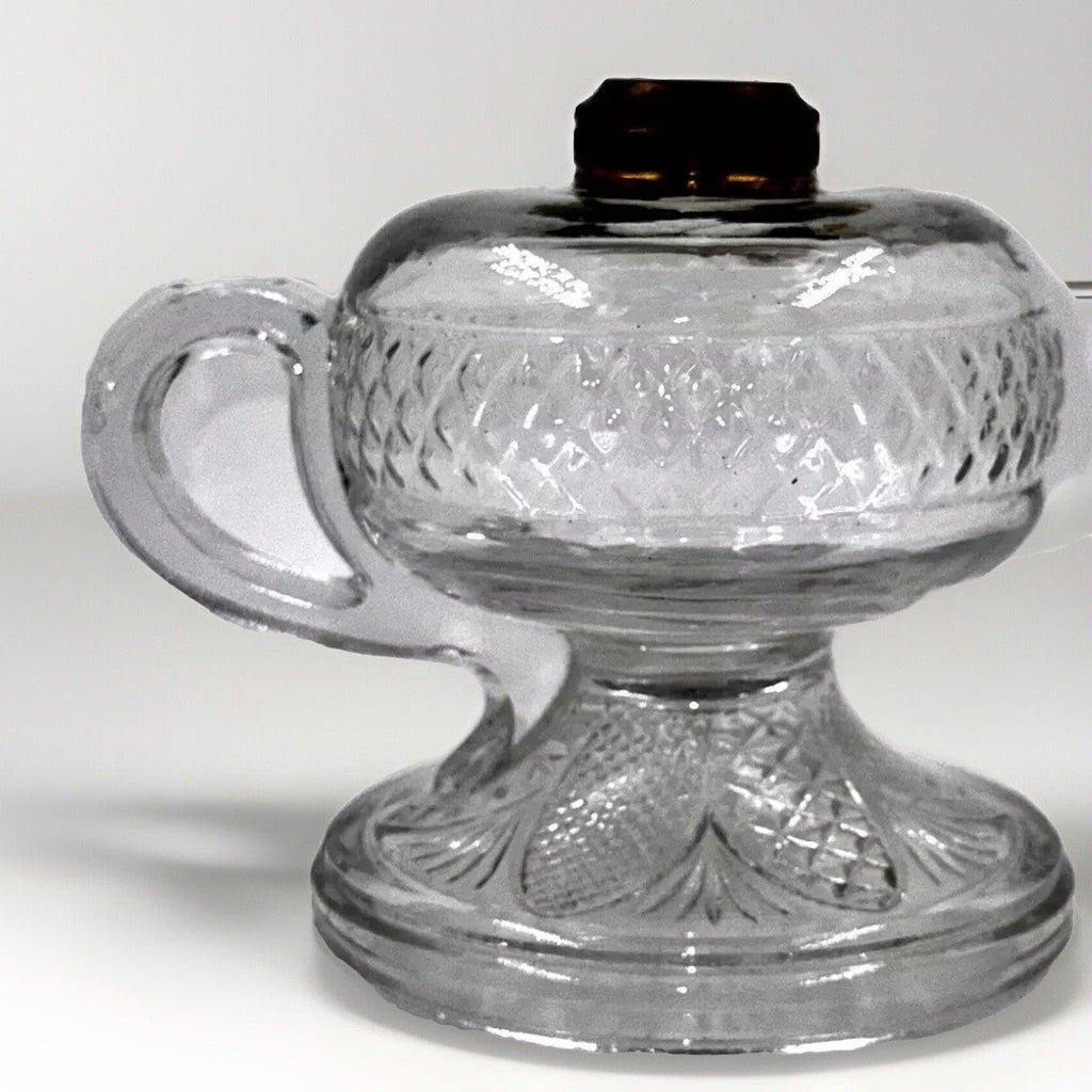 CINDERELLA Oil Kerosene Footed Hand Lamp Antique THURO 1, p. 275 - g Lovely! - AntiquesEtceteraCINDERELLA Oil Kerosene Footed Hand Lamp Antique THURO 1, p. 275 - g Lovely!AntiqueAntiquesEtcetera