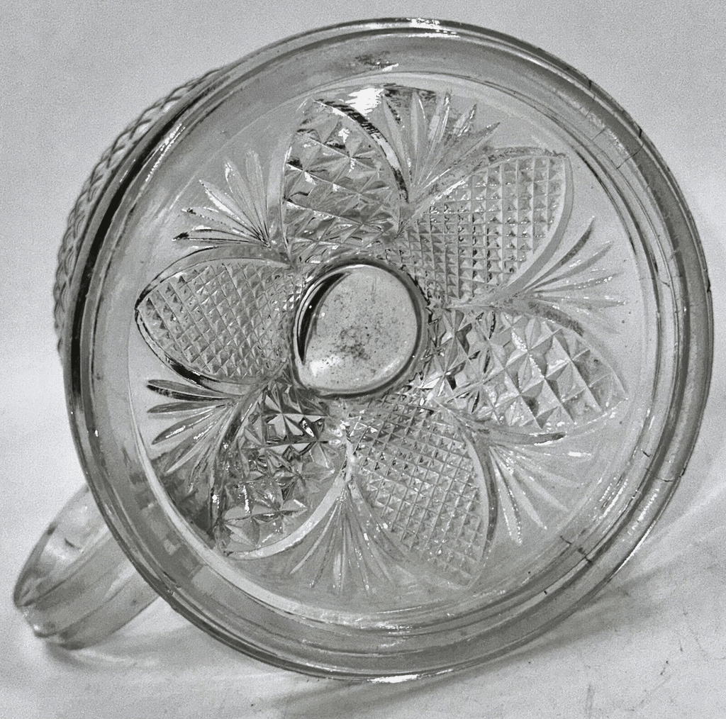 CINDERELLA Oil Kerosene Footed Hand Lamp Antique THURO 1, p. 275 - g Lovely! - AntiquesEtceteraCINDERELLA Oil Kerosene Footed Hand Lamp Antique THURO 1, p. 275 - g Lovely!AntiqueAntiquesEtcetera