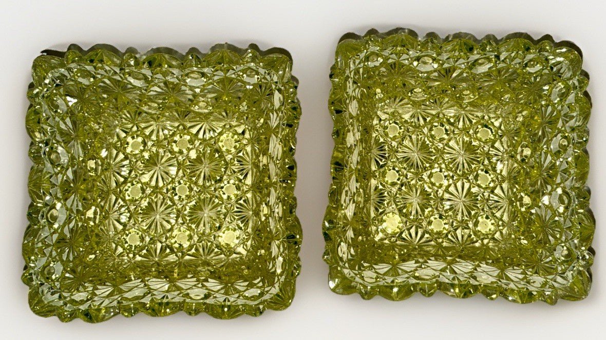 Daisy & Button Vaseline Glass Bowls Square Canary Yellow w/ Bright UV Glow 4.5" - AntiquesEtceteraDaisy & Button Vaseline Glass Bowls Square Canary Yellow w/ Bright UV Glow 4.5"UnmarkedAntiquesEtcetera