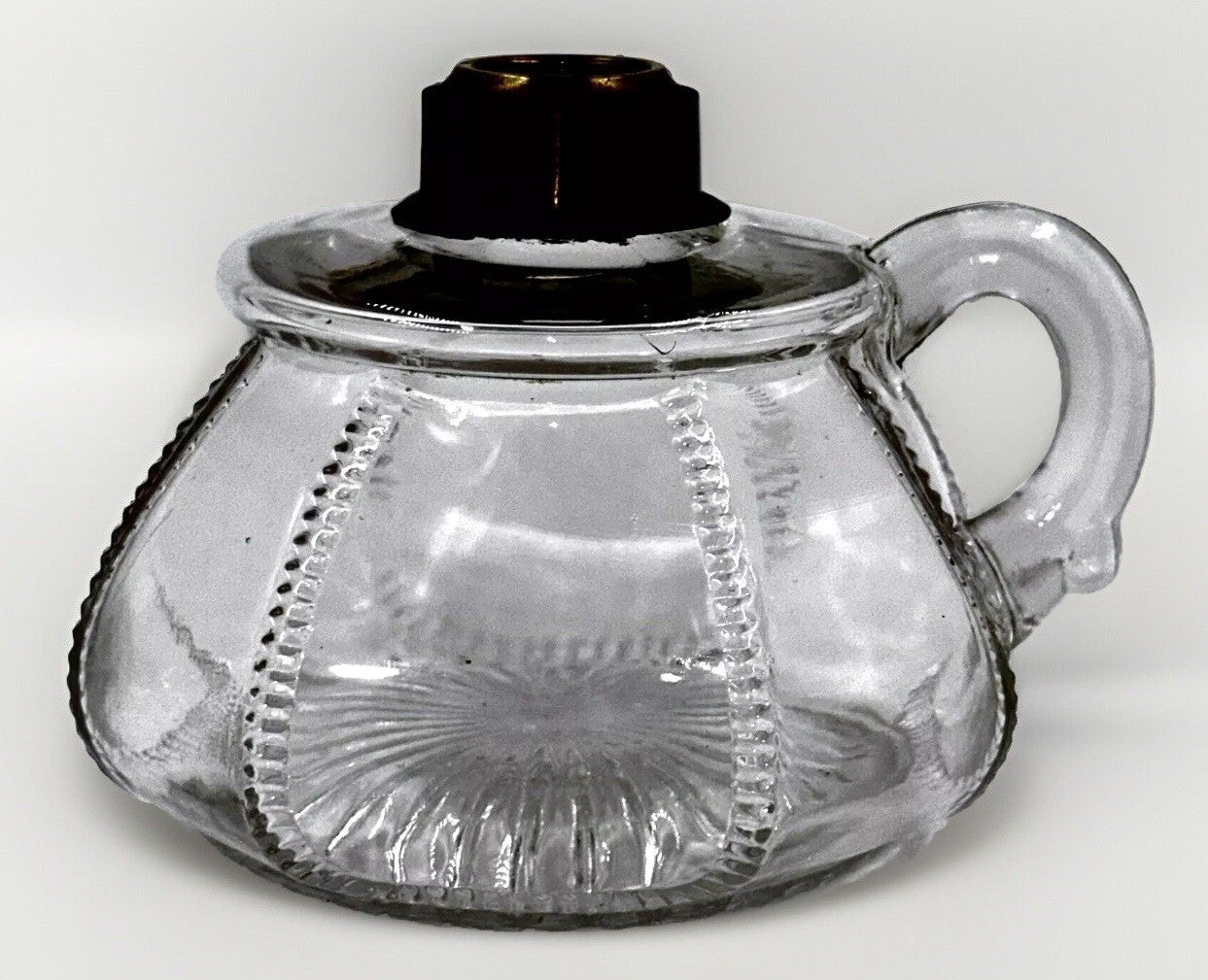 Dalzell's CROWN Kerosene Oil Flat Hand Lamp THURO 1, 252e Findlay, OH Antique - AntiquesEtceteraDalzell's CROWN Kerosene Oil Flat Hand Lamp THURO 1, 252e Findlay, OH AntiqueAntiqueAntiquesEtcetera