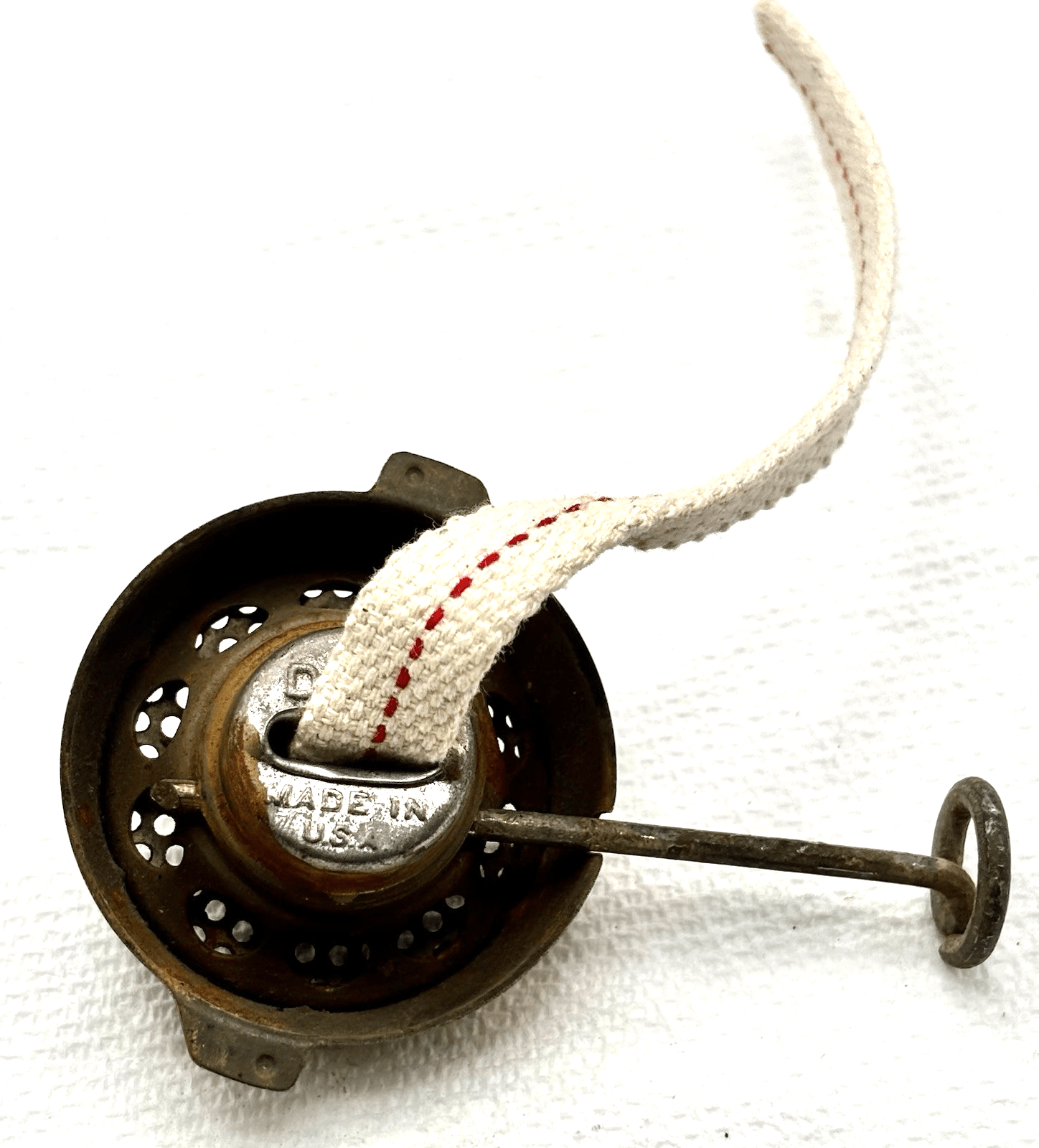 Dietz lantern burner w/wire thumbwheel and wick - AntiquesEtceteraDietz lantern burner w/wire thumbwheel and wickDietzAntiquesEtcetera