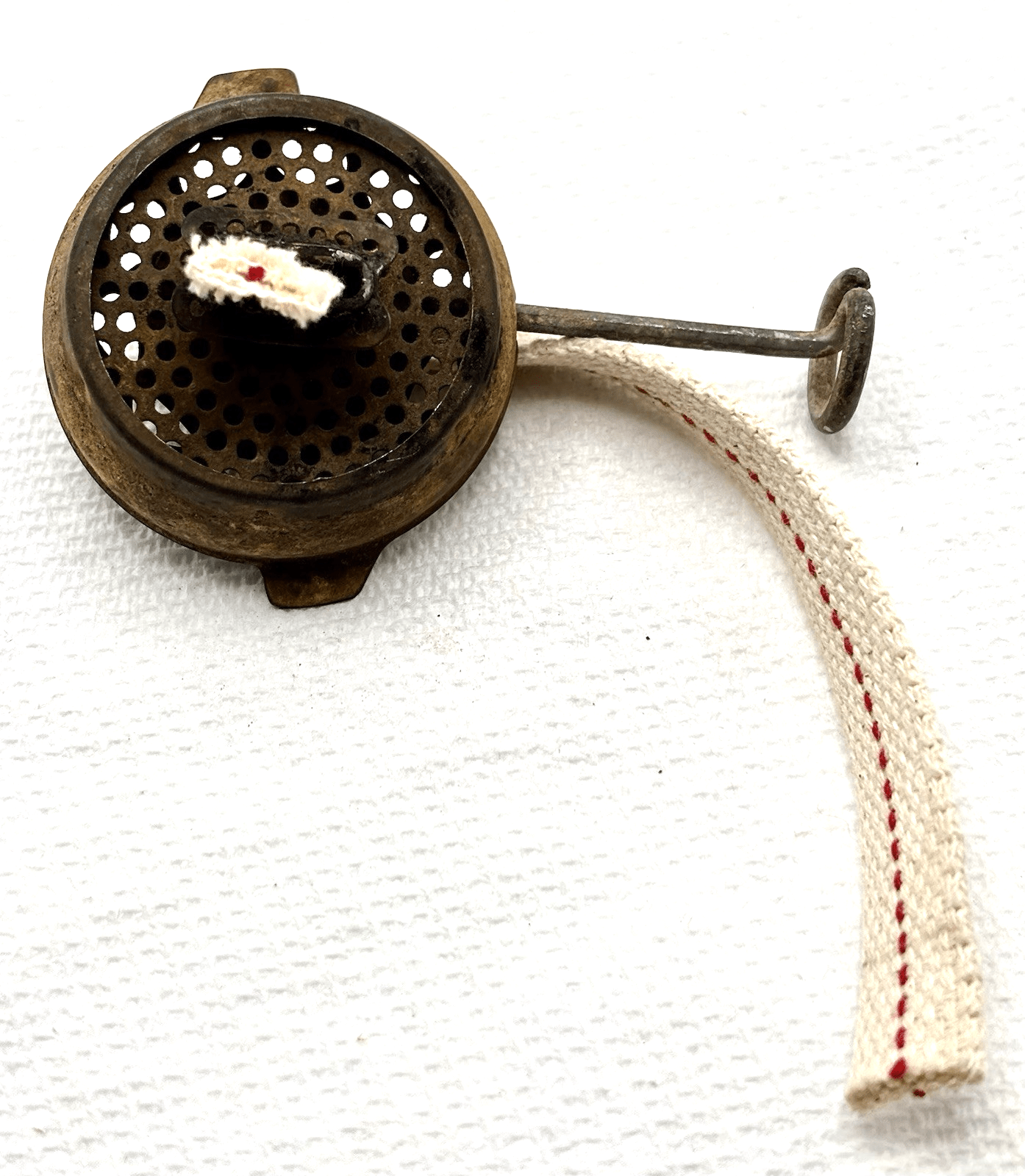 Dietz lantern burner w/wire thumbwheel and wick - AntiquesEtceteraDietz lantern burner w/wire thumbwheel and wickDietzAntiquesEtcetera