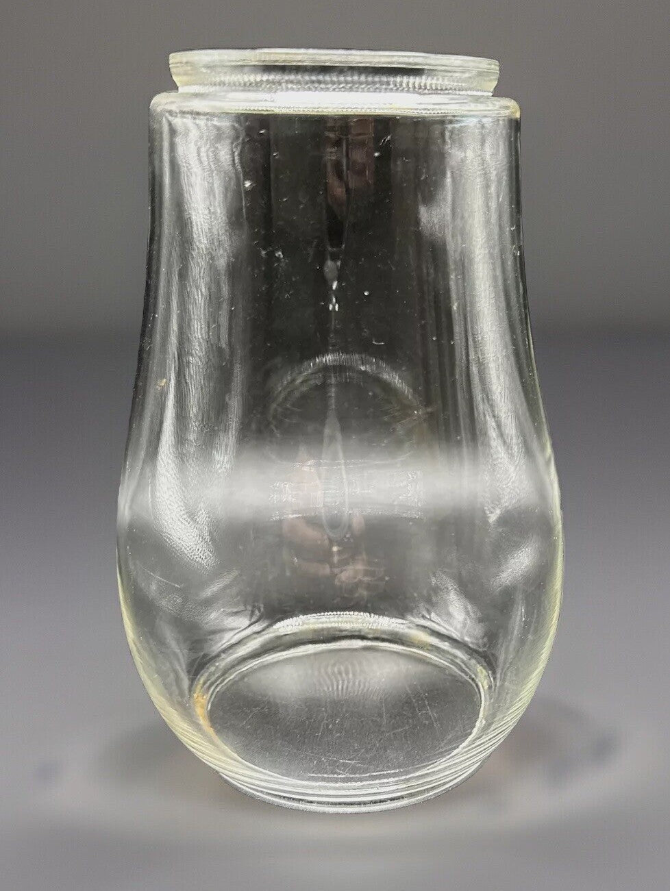 Dietz Lantern Replacement Globe 6 3/4" Top Rim 2 3/4" Bottom Rim 3 5/16" - AntiquesEtceteraDietz Lantern Replacement Globe 6 3/4" Top Rim 2 3/4" Bottom Rim 3 5/16"DietzAntiquesEtcetera
