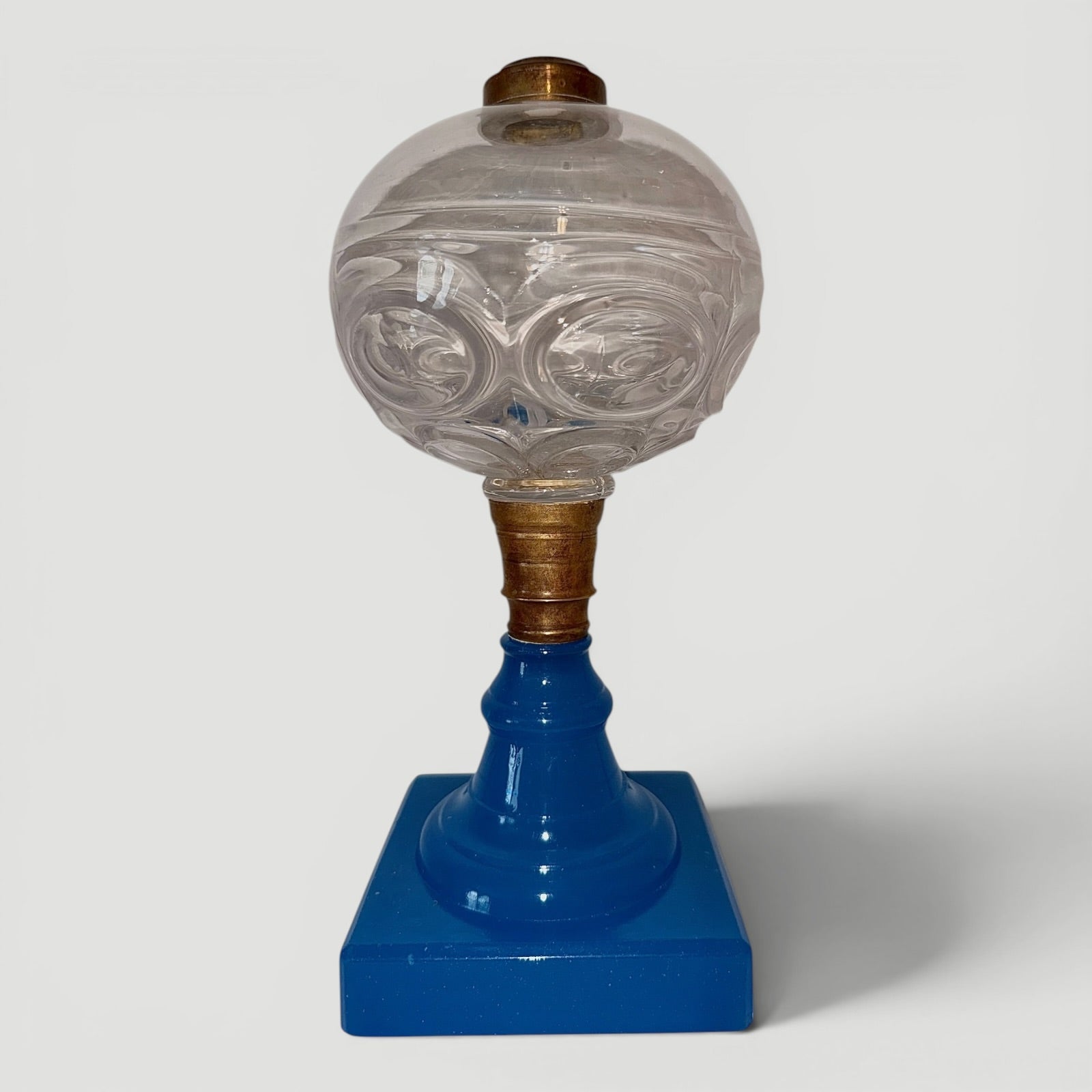 Double Bullseye Kerosene Stand Lamp w/ Clambroth Starch Blue BaseAntiquesEtcetera