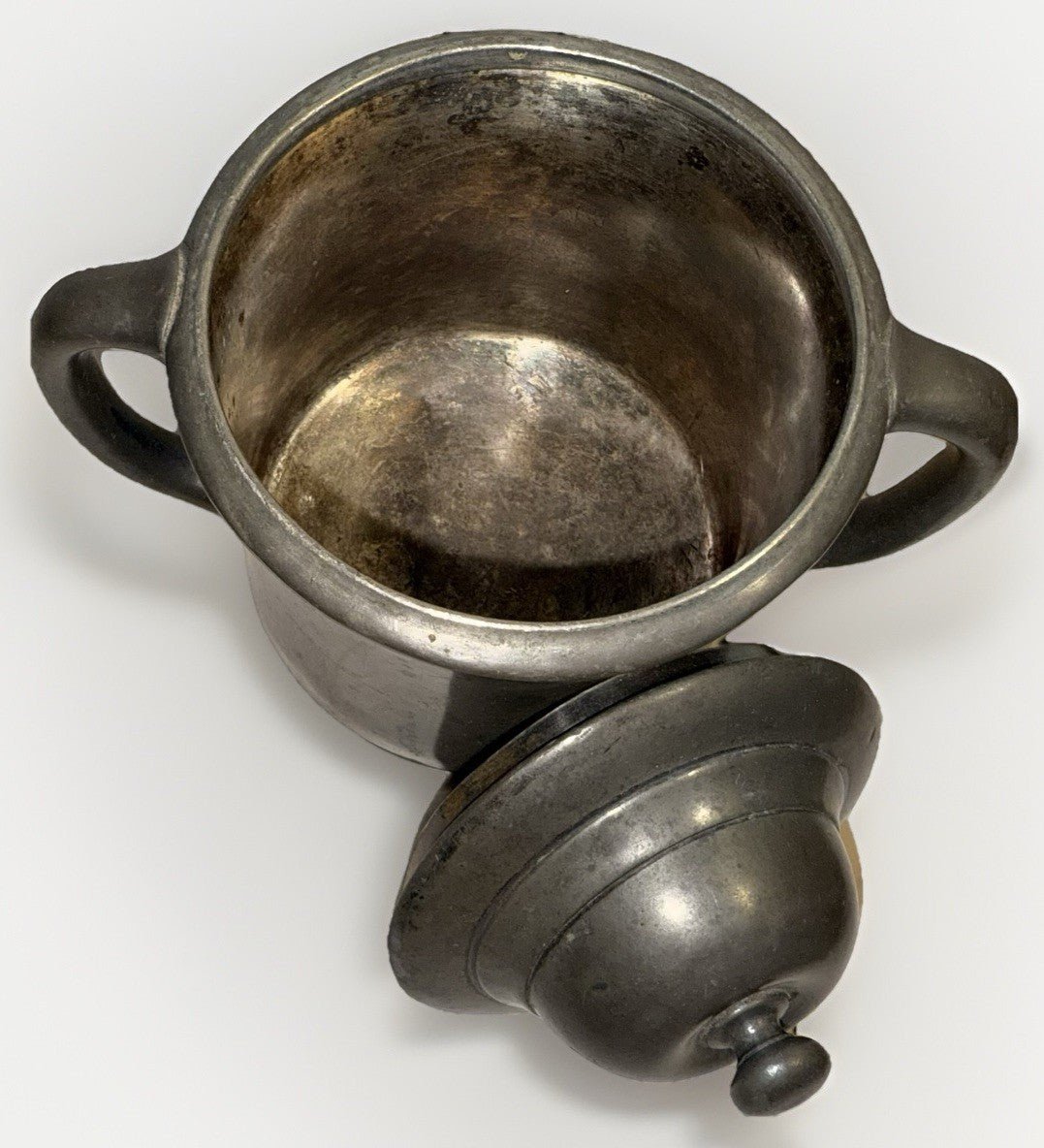 Double Handled Reed & Barton Pewter Sugar Bowl Lid Signed / Danforth Collection - AntiquesEtceteraDouble Handled Reed & Barton Pewter Sugar Bowl Lid Signed / Danforth CollectionReed & BartonAntiquesEtcetera