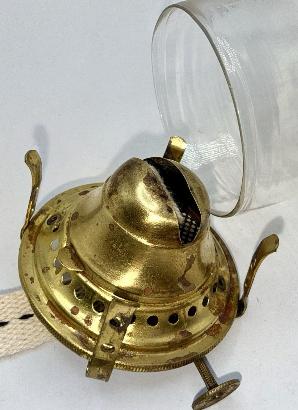 E. Miller Co. No. 1 Kerosene Oil Lamp Burner w/ Wick & Glass Pearl Top Chimney - AntiquesEtceteraE. Miller Co. No. 1 Kerosene Oil Lamp Burner w/ Wick & Glass Pearl Top ChimneyAntiquesEtceteraAntiquesEtcetera