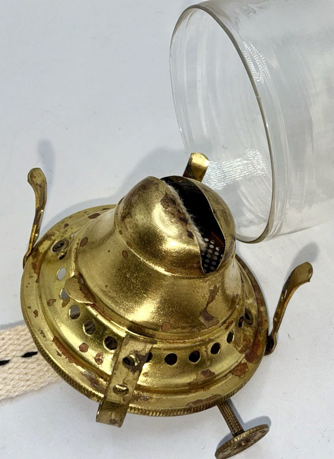 E. Miller Co. No. 1 Kerosene Oil Lamp Burner w/ Wick & Glass Pearl Top Chimney - AntiquesEtceteraE. Miller Co. No. 1 Kerosene Oil Lamp Burner w/ Wick & Glass Pearl Top ChimneyAntiquesEtceteraAntiquesEtcetera