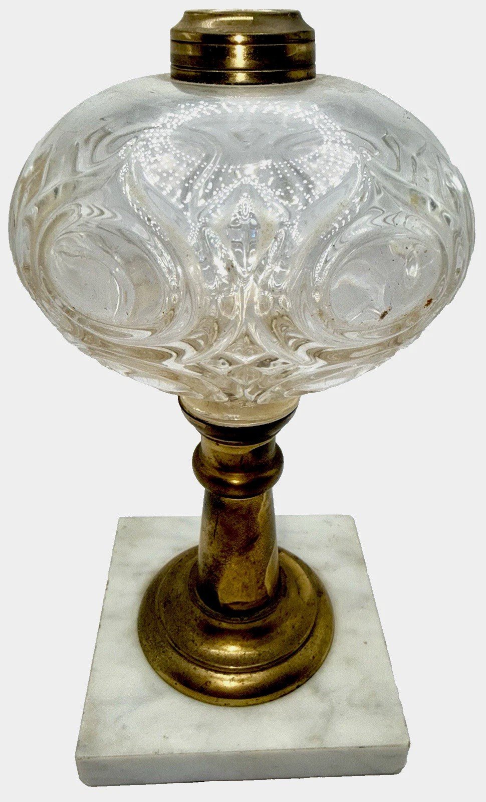 Flame Bullseye Composite Kerosene Oil Lamp Marble Base Thuro Bk 1, 93i - Antique - AntiquesEtceteraFlame Bullseye Composite Kerosene Oil Lamp Marble Base Thuro Bk 1, 93i - AntiqueAntiqueAntiquesEtcetera