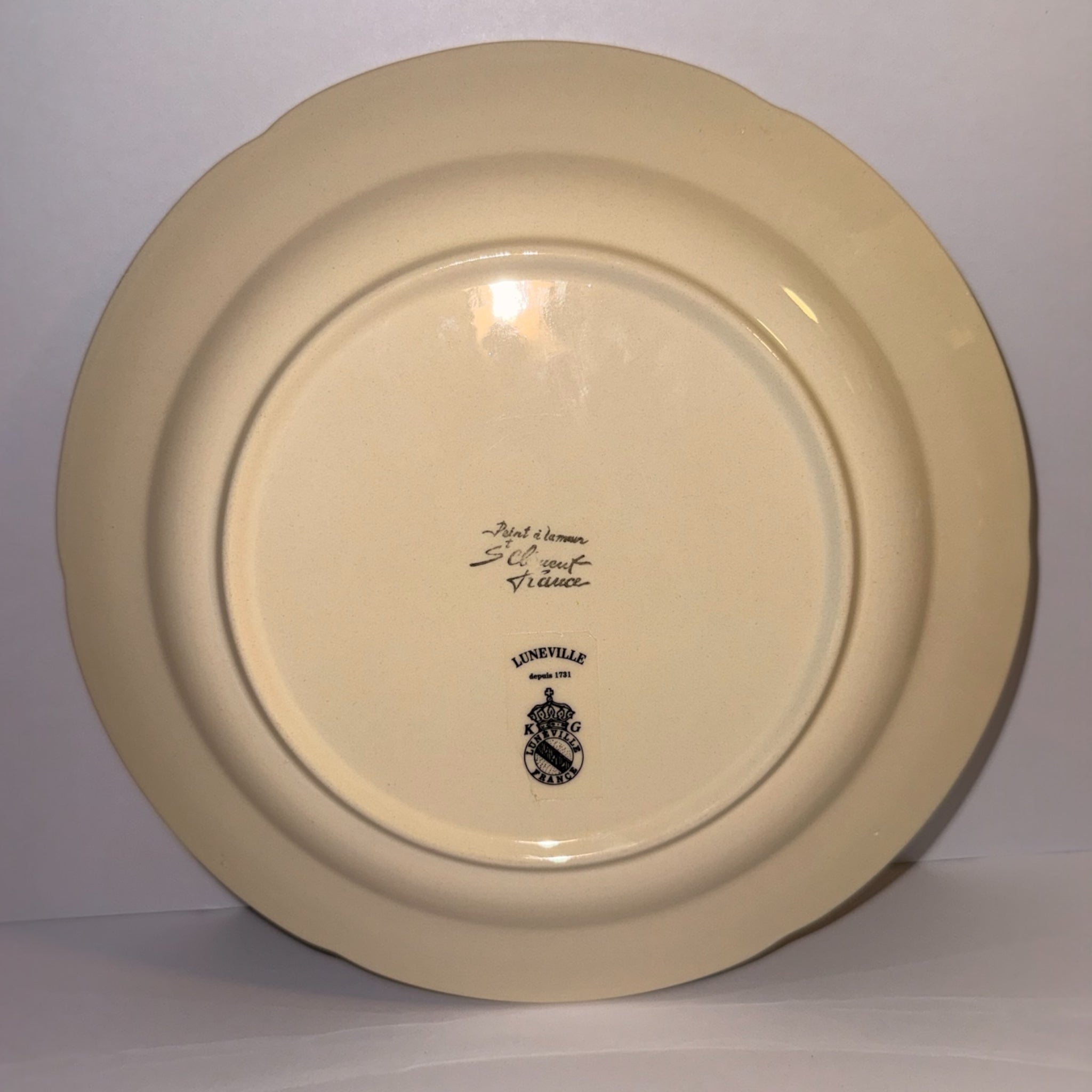 France Faience Plate Relief Raspberry Motif St Clement Luneville Factories 8.5" Excellent Condition - AntiquesEtceteraFrance Faience Plate Relief Raspberry Motif St Clement Luneville Factories 8.5" Excellent ConditionAntiquesEtceteraAntiquesEtcetera