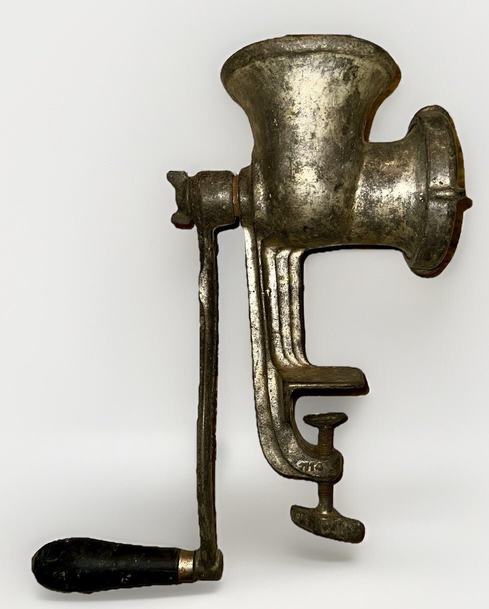 GRISWOLD No. 4 Meat / Food Grinder Wooden Handle THE G. M. CO. Erie, PA - AntiquesEtceteraGRISWOLD No. 4 Meat / Food Grinder Wooden Handle THE G. M. CO. Erie, PAVintageAntiquesEtcetera
