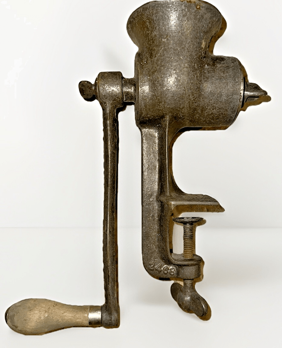 Griswold's "ERIE" No. 11 Cast Iron Meat Grinder Griswold Mfg Co Erie PA USA - AntiquesEtceteraGriswold's "ERIE" No. 11 Cast Iron Meat Grinder Griswold Mfg Co Erie PA USAVintageAntiquesEtcetera