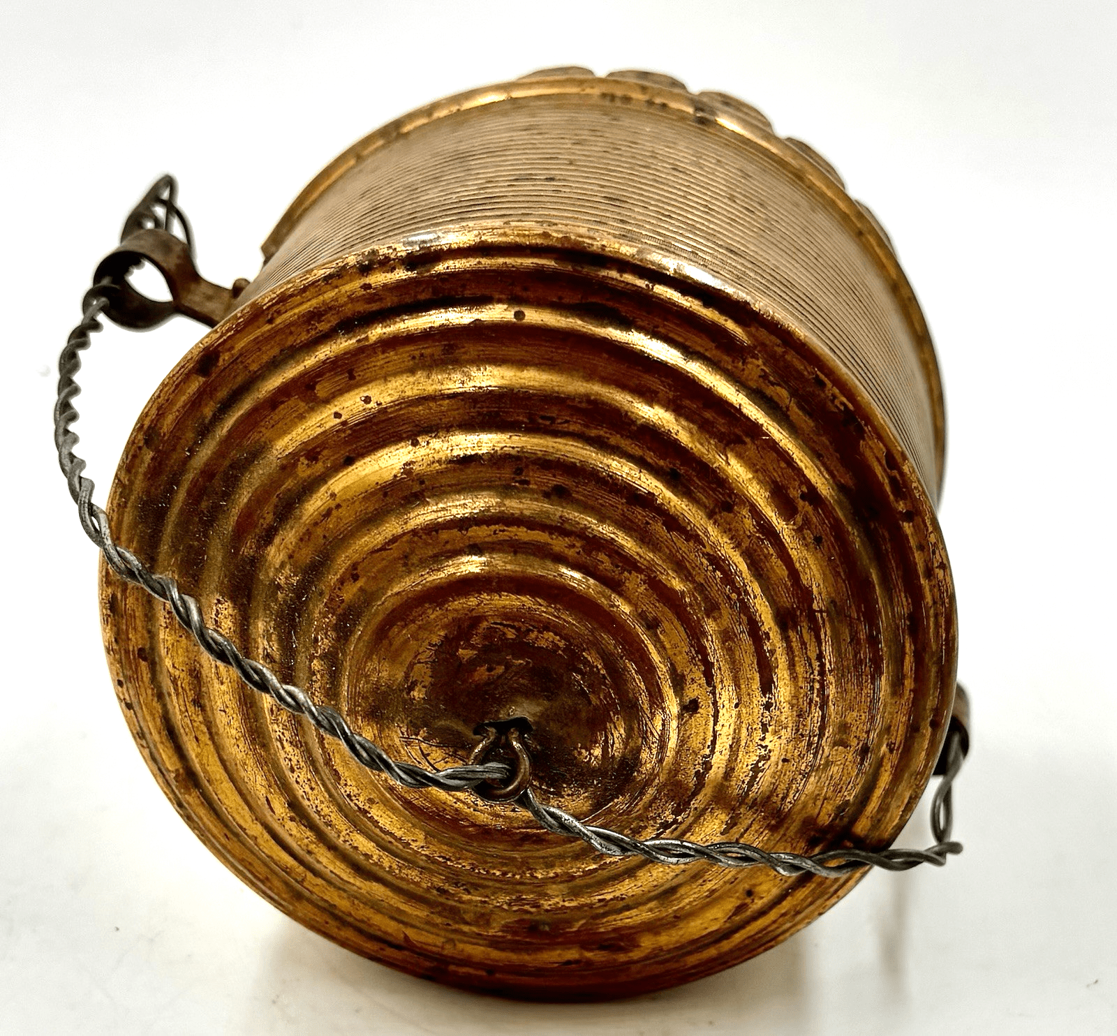 Hanging Oil Kerosene Lamp Counterweight Cast Iron in Brass Can - AntiquesEtceteraHanging Oil Kerosene Lamp Counterweight Cast Iron in Brass CanAntiqueAntiquesEtcetera