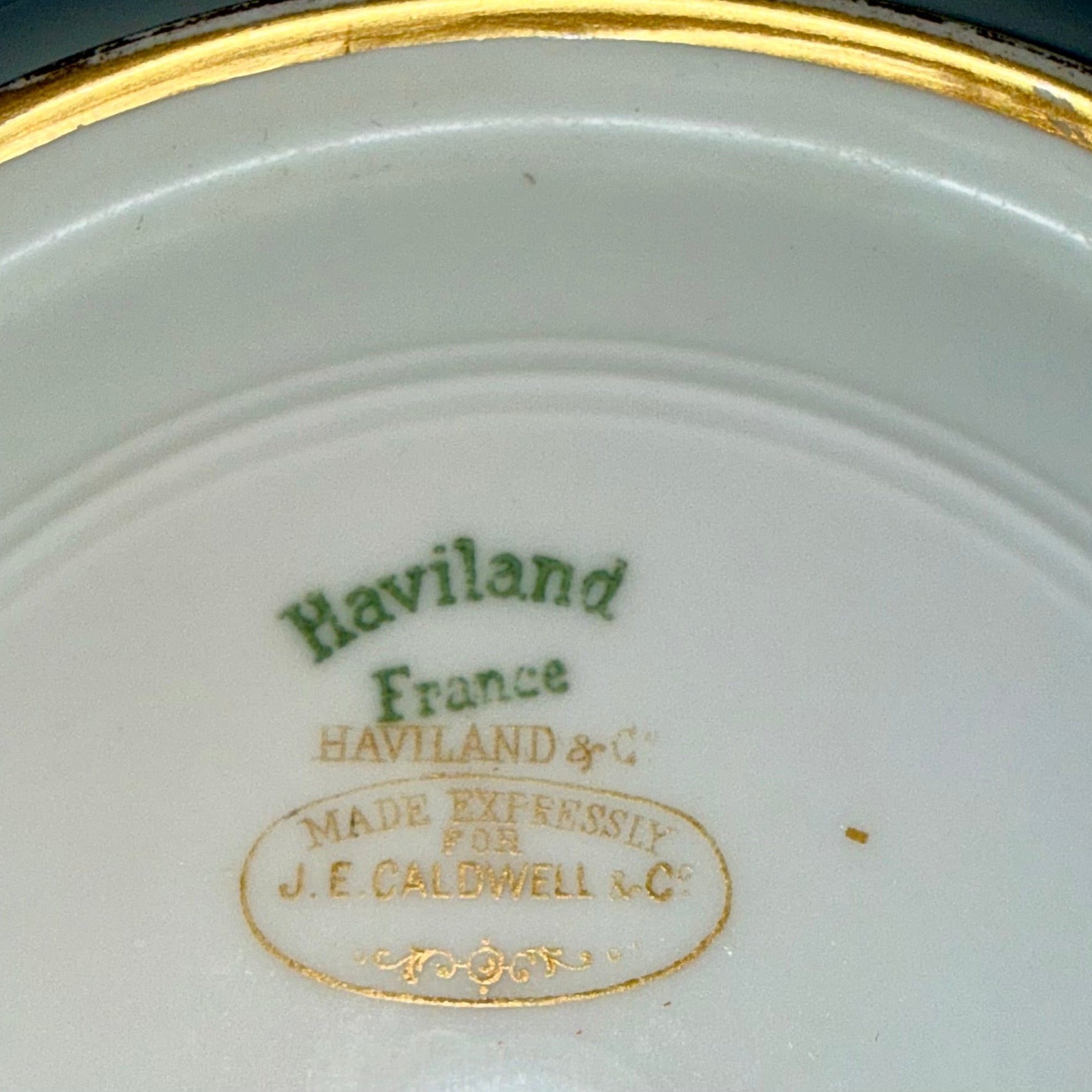 Haviland Limoges Gold Encrusted Bowl Rare Unusual Shape Made for JE Caldwell Philadelphia Jeweler - AntiquesEtceteraHaviland Limoges Gold Encrusted Bowl Rare Unusual Shape Made for JE Caldwell Philadelphia JewelerElegant / Collectible DinnerwareHaviland, Limoges, FranceAntiquesEtcetera