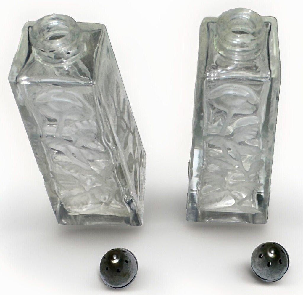 I.W. Rice Hand Cut Glass Salt & Pepper Shaker Set Floral Motif Japan Import Vtg. - AntiquesEtceteraI.W. Rice Hand Cut Glass Salt & Pepper Shaker Set Floral Motif Japan Import Vtg.I RiceAntiquesEtcetera