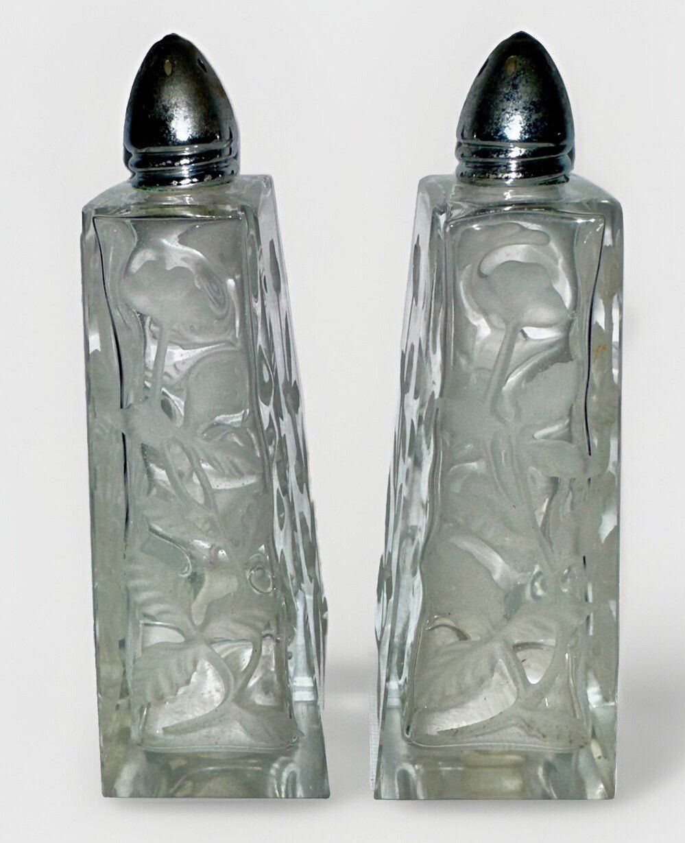 I.W. Rice Hand Cut Glass Salt & Pepper Shaker Set Floral Motif Japan Import Vtg. - AntiquesEtceteraI.W. Rice Hand Cut Glass Salt & Pepper Shaker Set Floral Motif Japan Import Vtg.I RiceAntiquesEtcetera