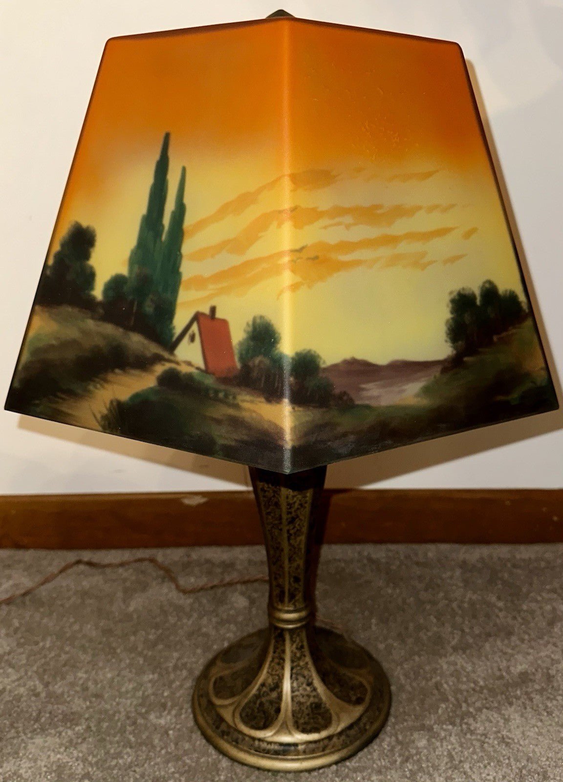 Jefferson Table Lamp with Rare Hexagonal Reverse Painted Shade Arts & Crafts Era - AntiquesEtceteraJefferson Table Lamp with Rare Hexagonal Reverse Painted Shade Arts & Crafts EraAntique LightingAntiquesEtceteraAntiquesEtcetera