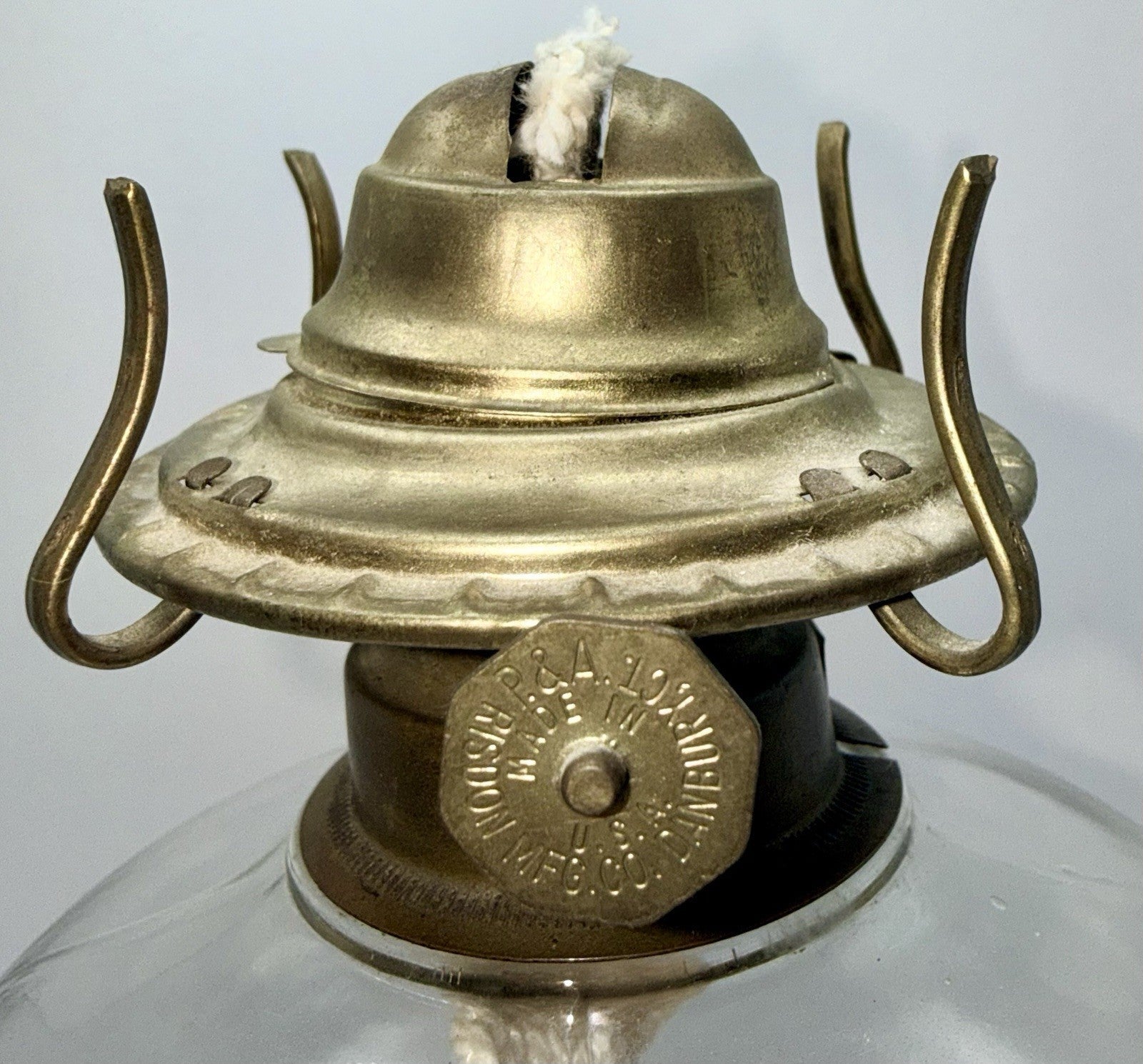 Kerosene Oil Stand Lamp Eagle Brass Burner Smooth Globular Font Press - On Collar - AntiquesEtceteraKerosene Oil Stand Lamp Eagle Brass Burner Smooth Globular Font Press - On CollarAntiqueAntiquesEtcetera