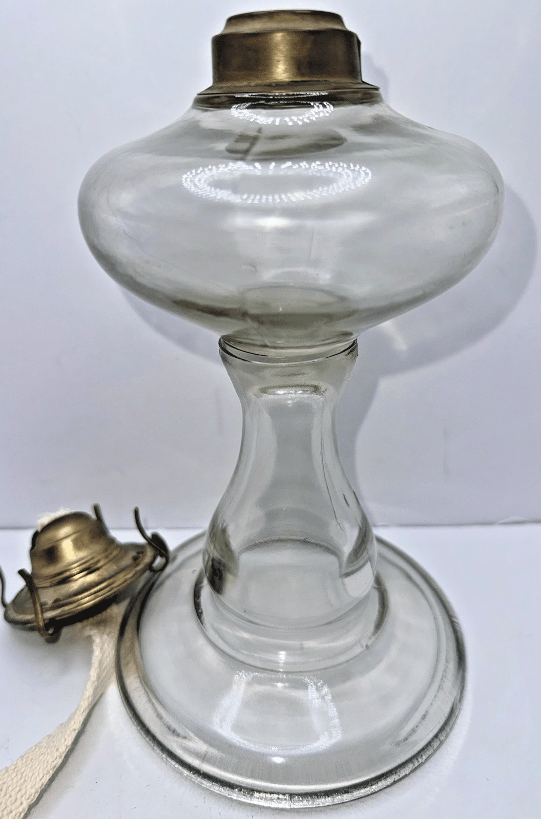 Kerosene Oil Stand Lamp Eagle Brass Burner Smooth Globular Font Press - On Collar - AntiquesEtceteraKerosene Oil Stand Lamp Eagle Brass Burner Smooth Globular Font Press - On CollarAntiqueAntiquesEtcetera